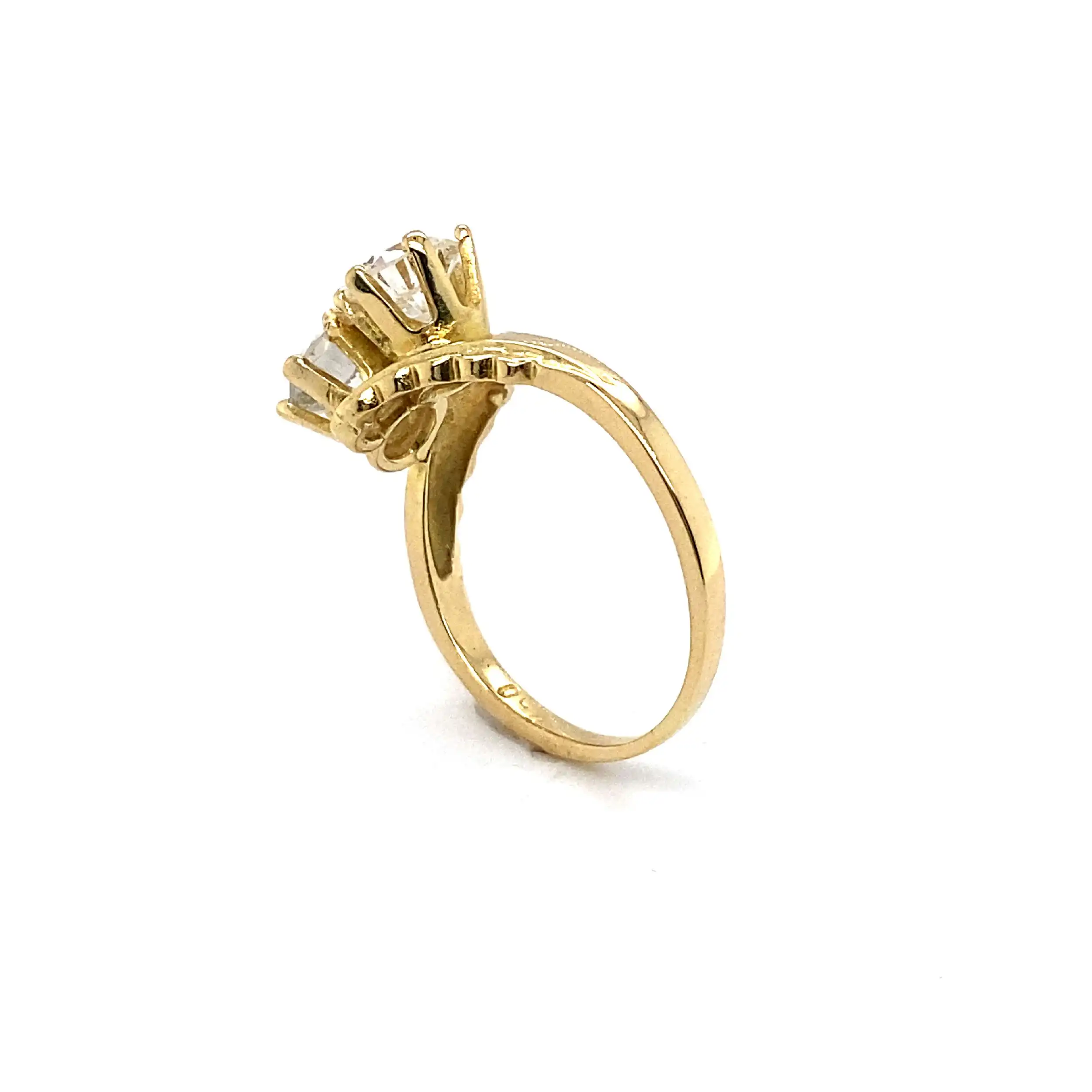 Ring Gelbold mit 2 Brillanten Ring Gelbold mit 2 Brillanten