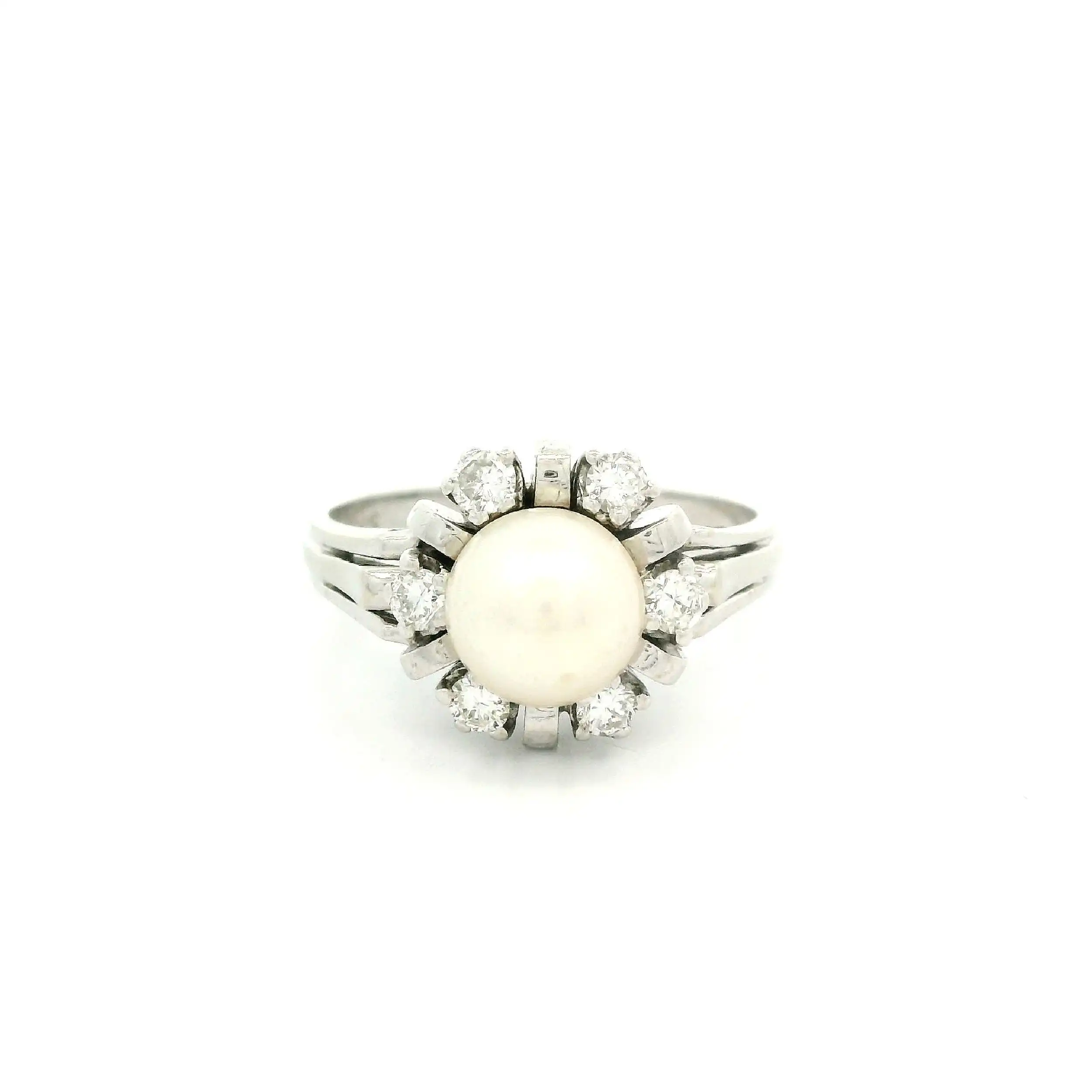 Ring Weißgold mit Brillanten und Perle Ring Weißgold mit Brillanten und Perle