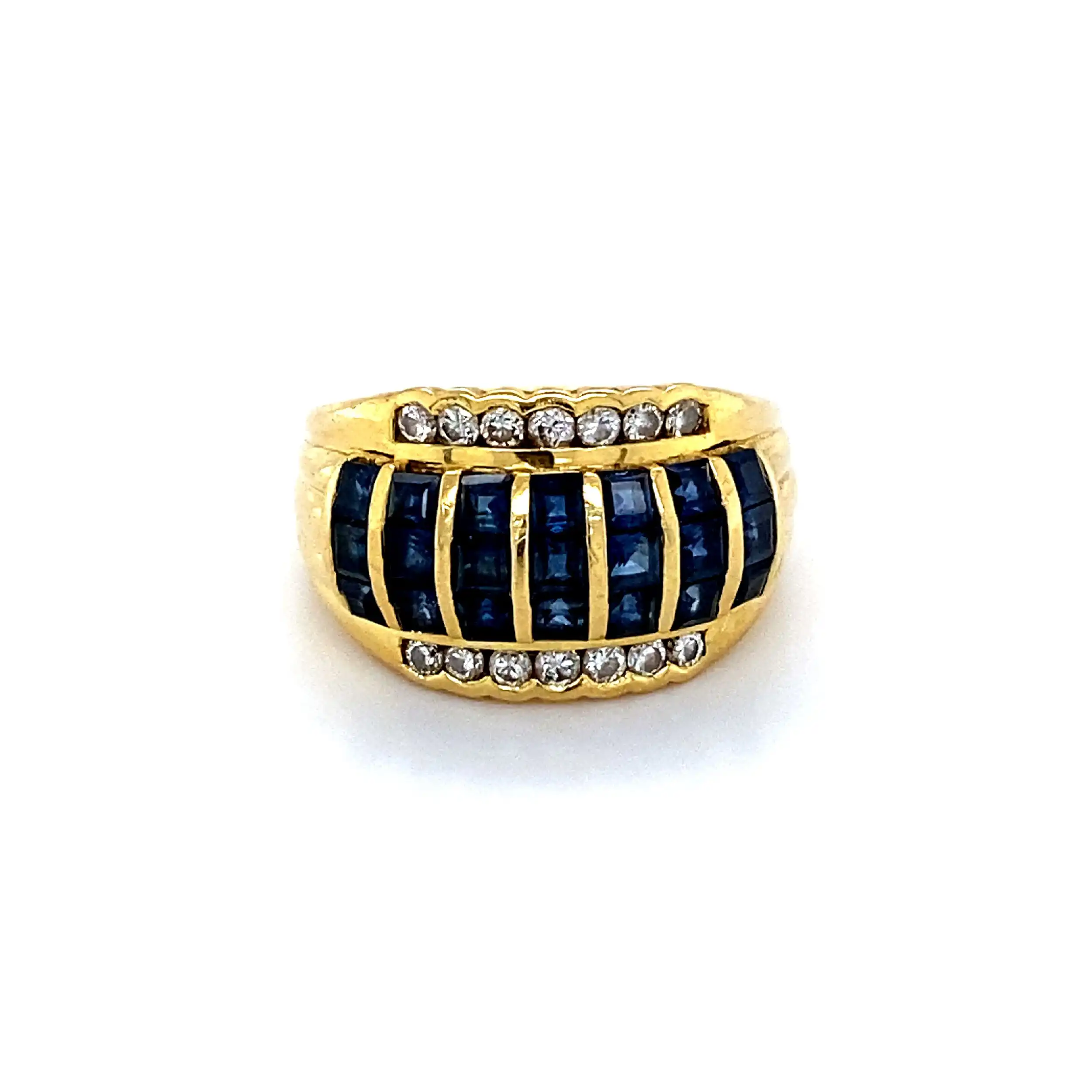 Ring Gelbgold mit Saphiren und Brillanten, graviert mit 0,29ct Ring Gelbgold mit Saphiren und Brillanten, graviert mit 0,29ct