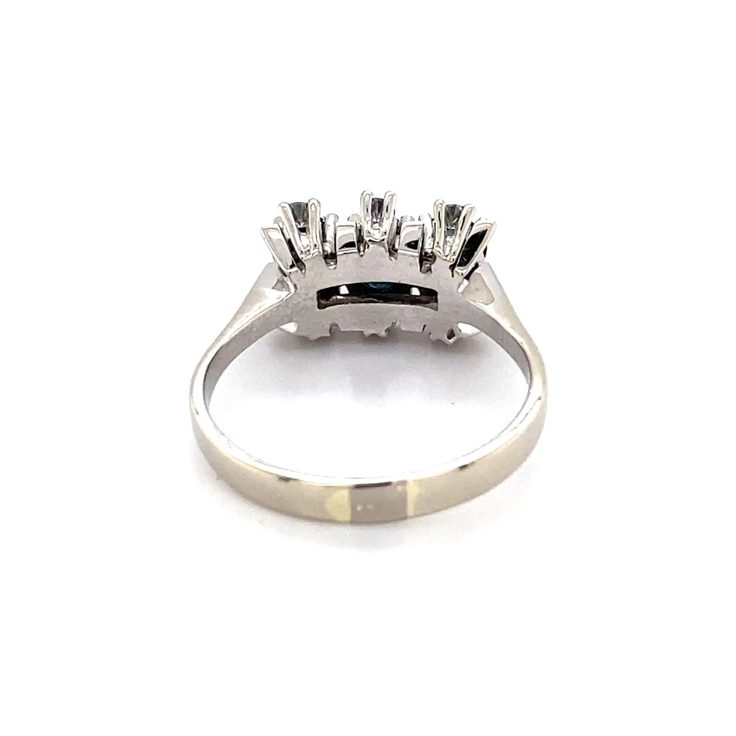Ring Weißgold mit Saphiren und Brillanten Ring Weißgold mit Saphiren und Brillanten