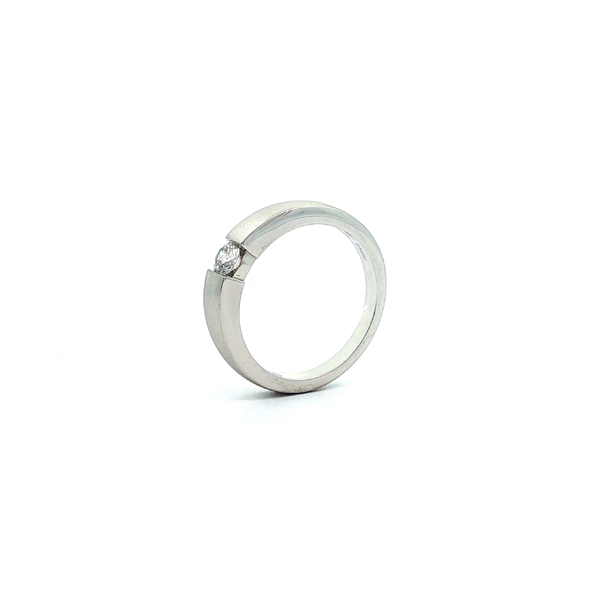 Ring Platin mit Brillant