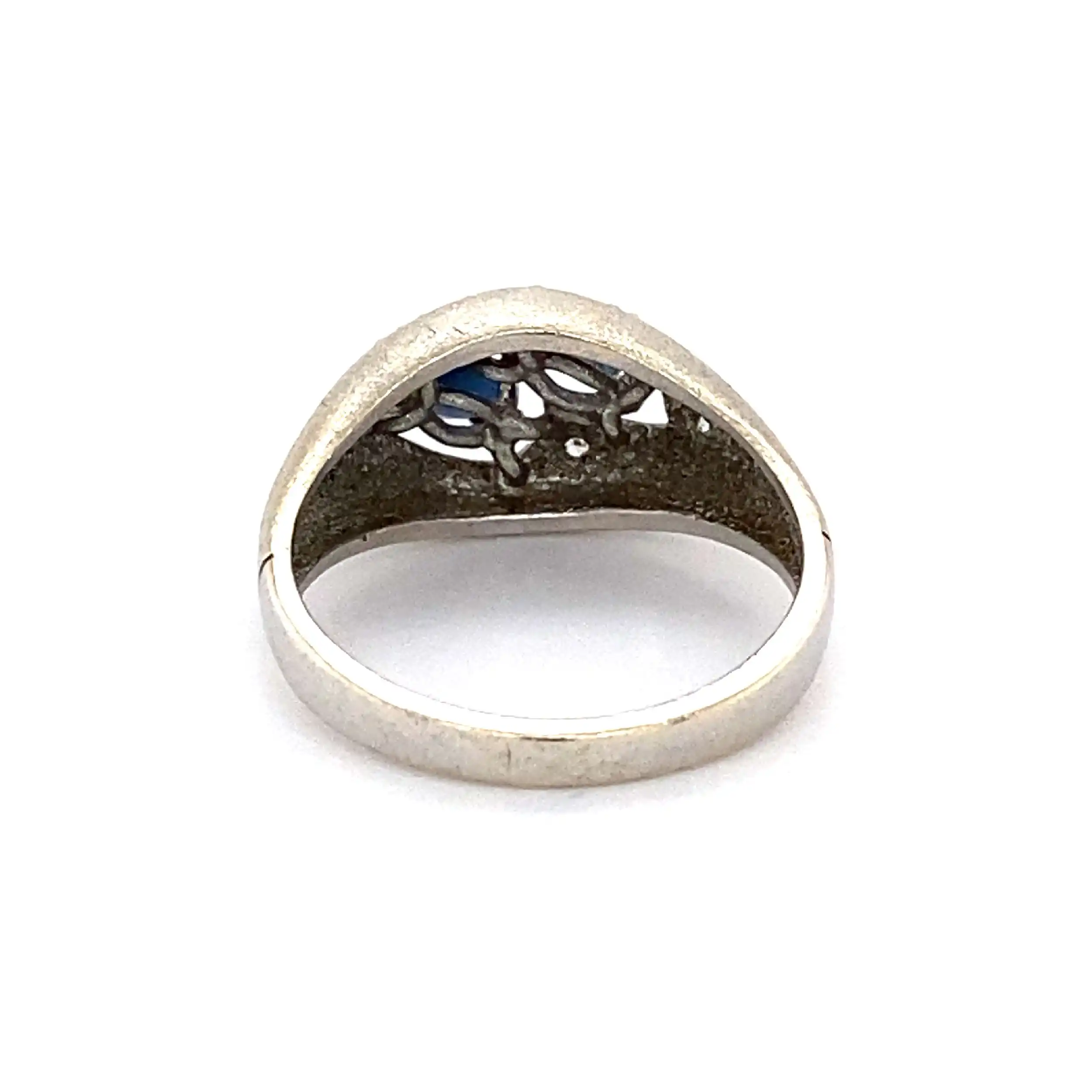 Ring Weißgold mit Diamanten und blauen Farbsteinen Ring Weißgold mit Diamanten und blauen Farbsteinen