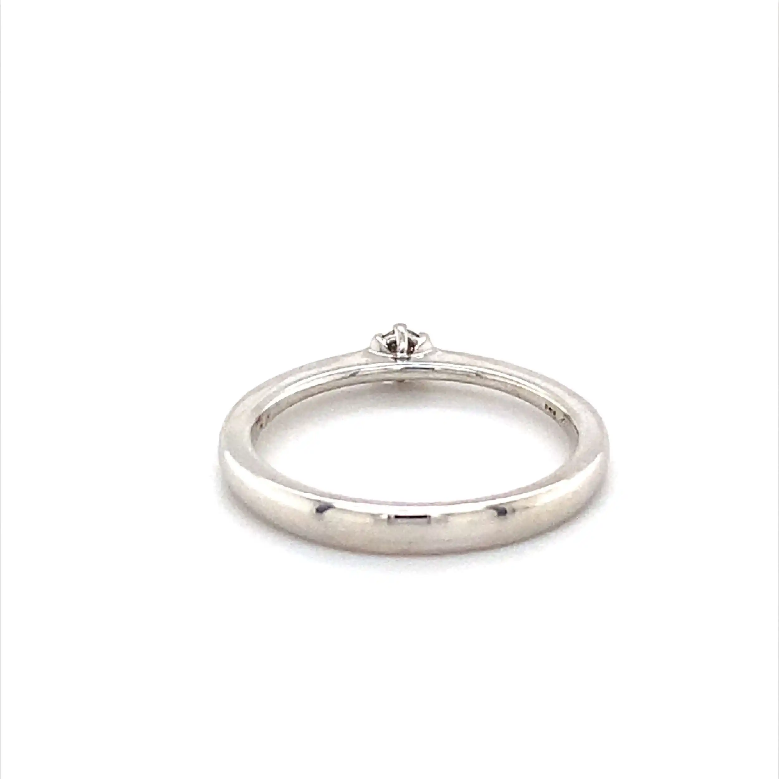 Ring Weißgold mit Brillant, graviert mit 0,1ct Ring Weißgold mit Brillant, graviert mit 0,1ct