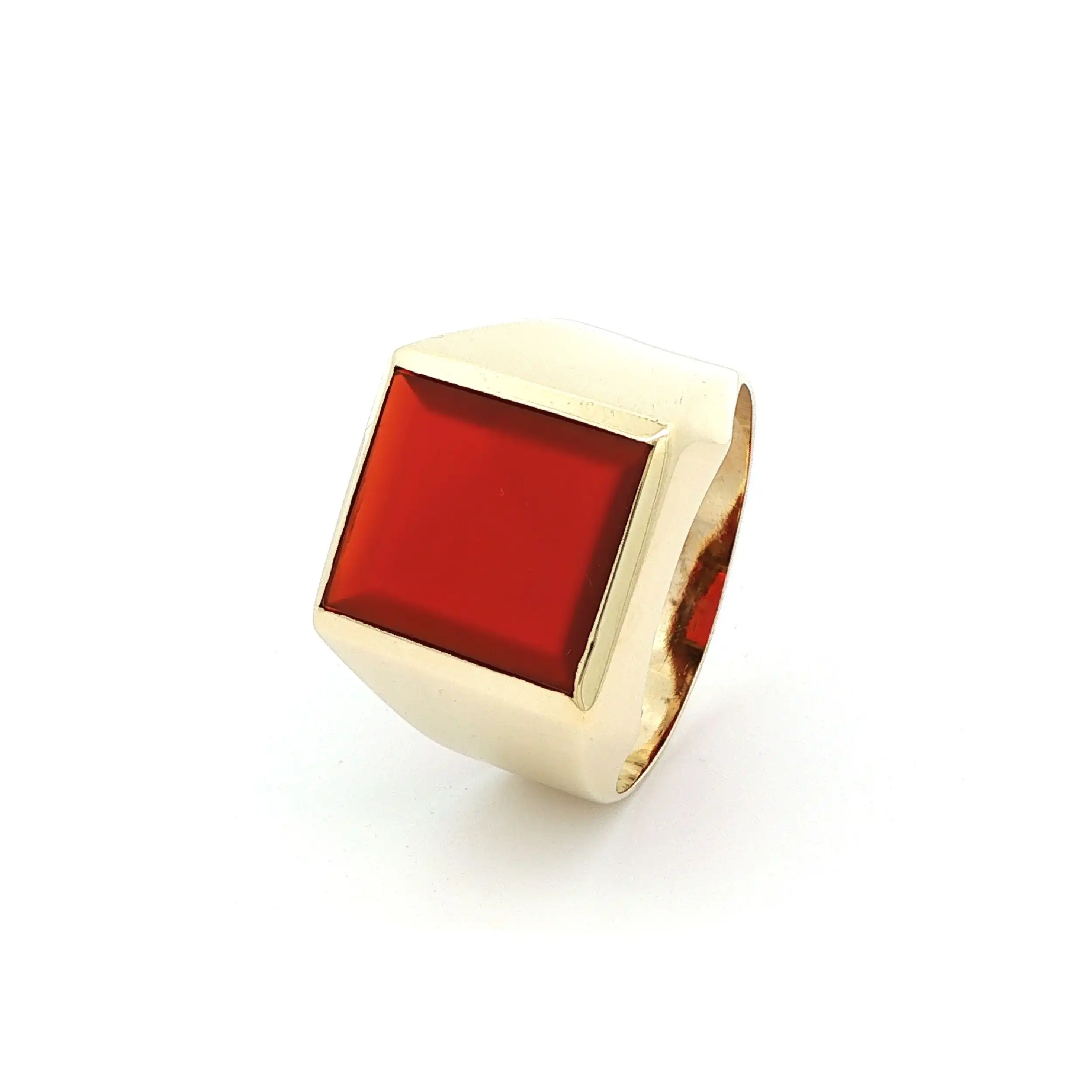 Ring Gelbgold mit rotem Farbstein Ring Gelbgold mit rotem Farbstein