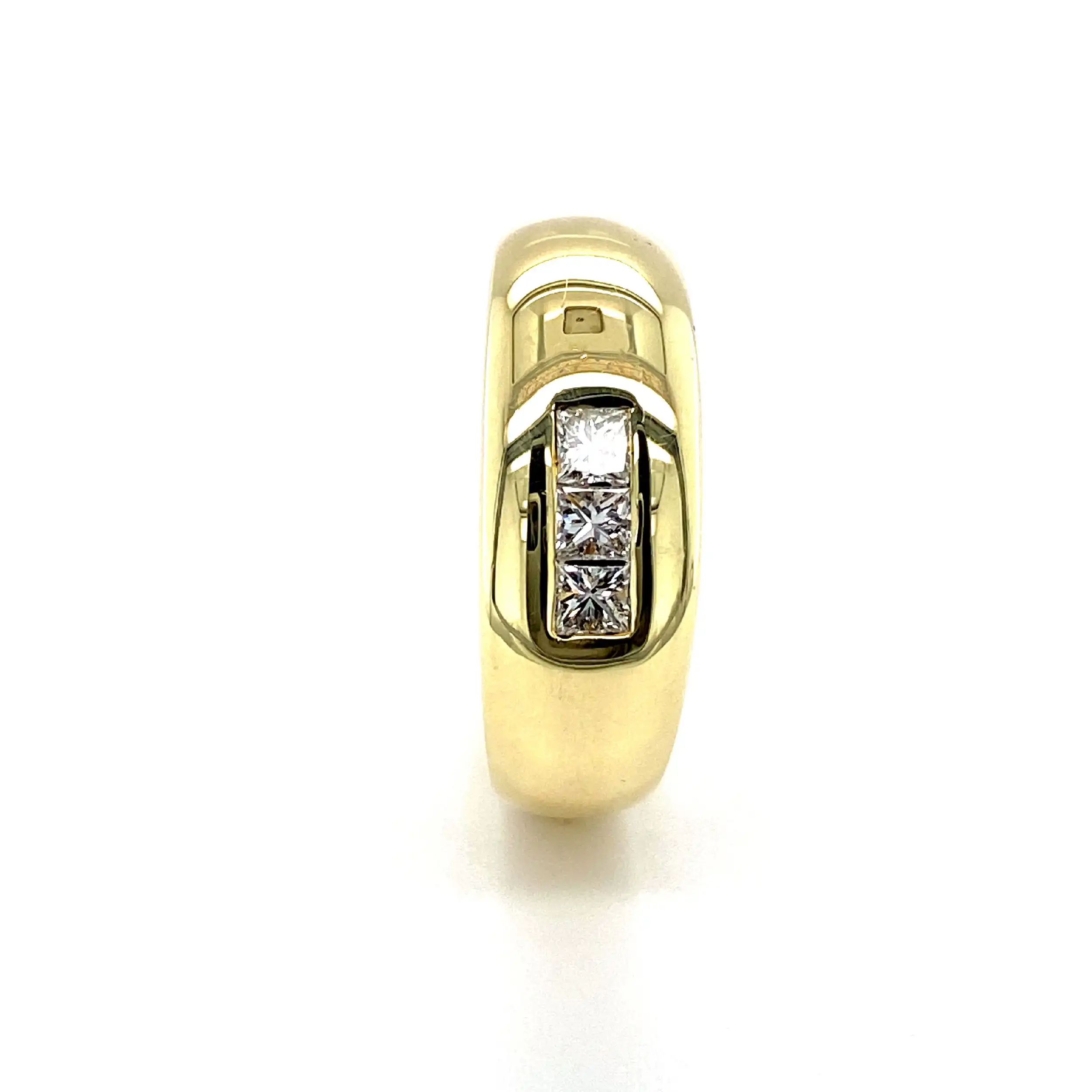 Ring Gelbgold mit Diamanten im Carreeschliff Ring Gelbgold mit Diamanten im Carreeschliff