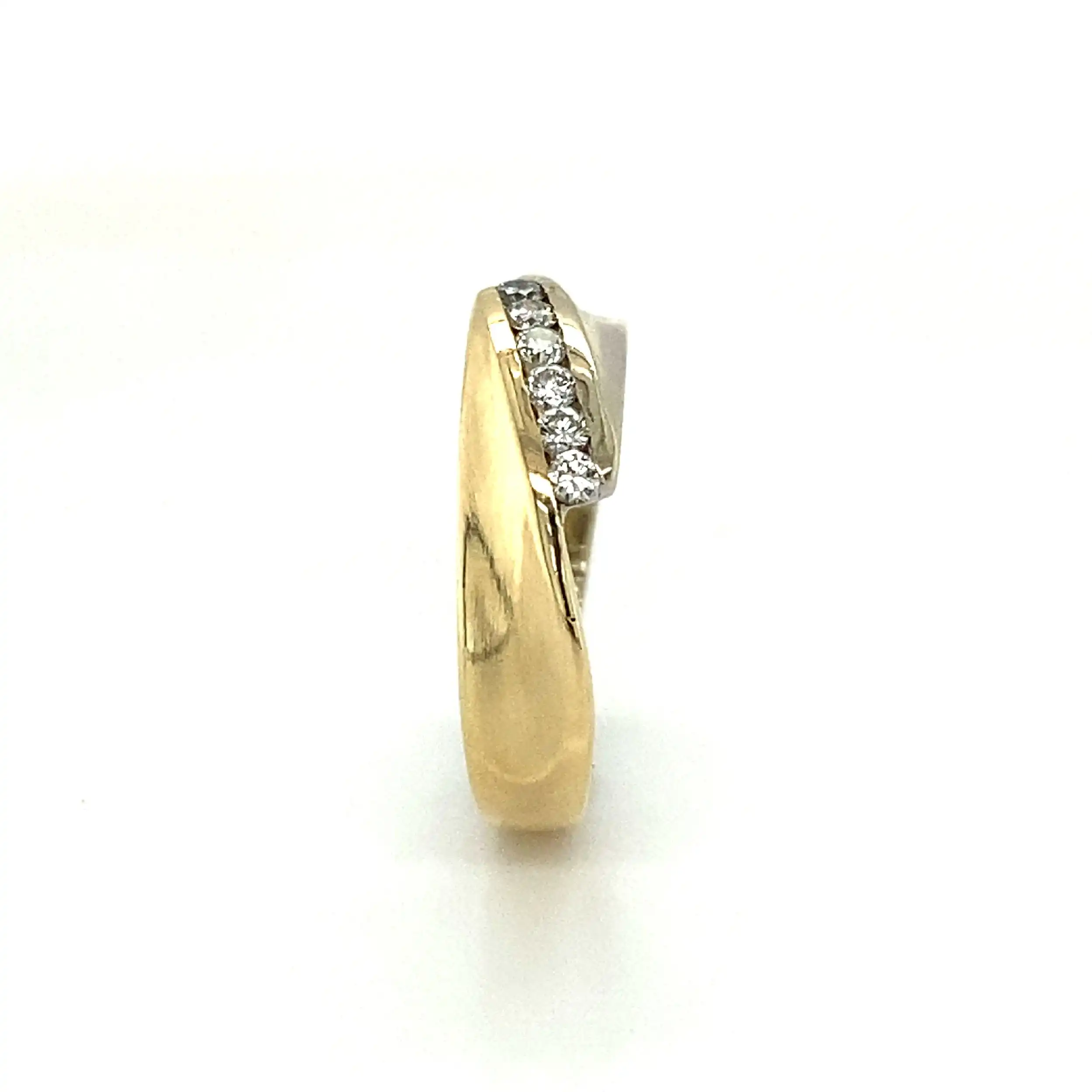 Ring Bicolor mit Brillanten Ring Bicolor mit Brillanten