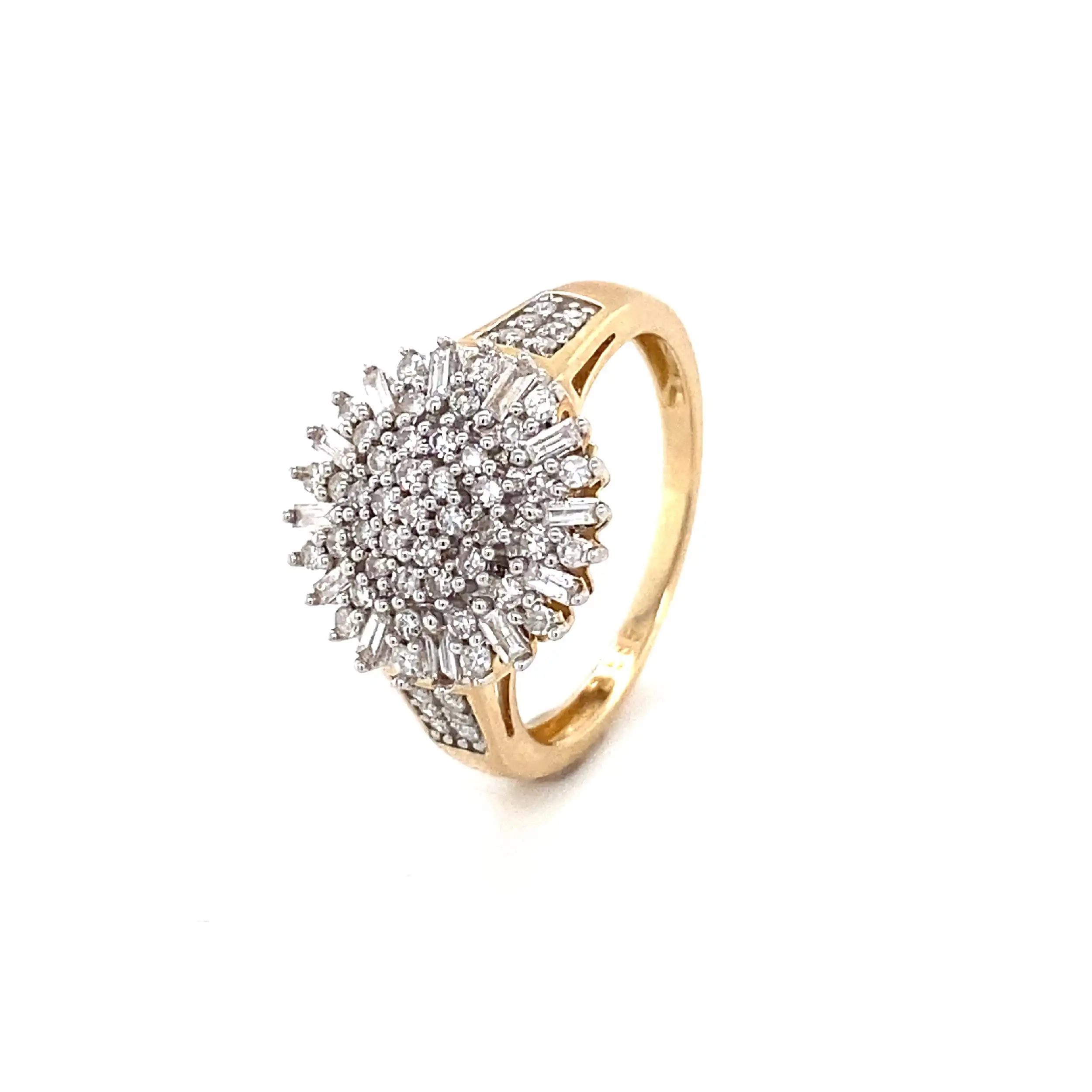 Ring Bicolor mit Diamanten und Baguette Diamanten Ring Bicolor mit Diamanten und Baguette Diamanten