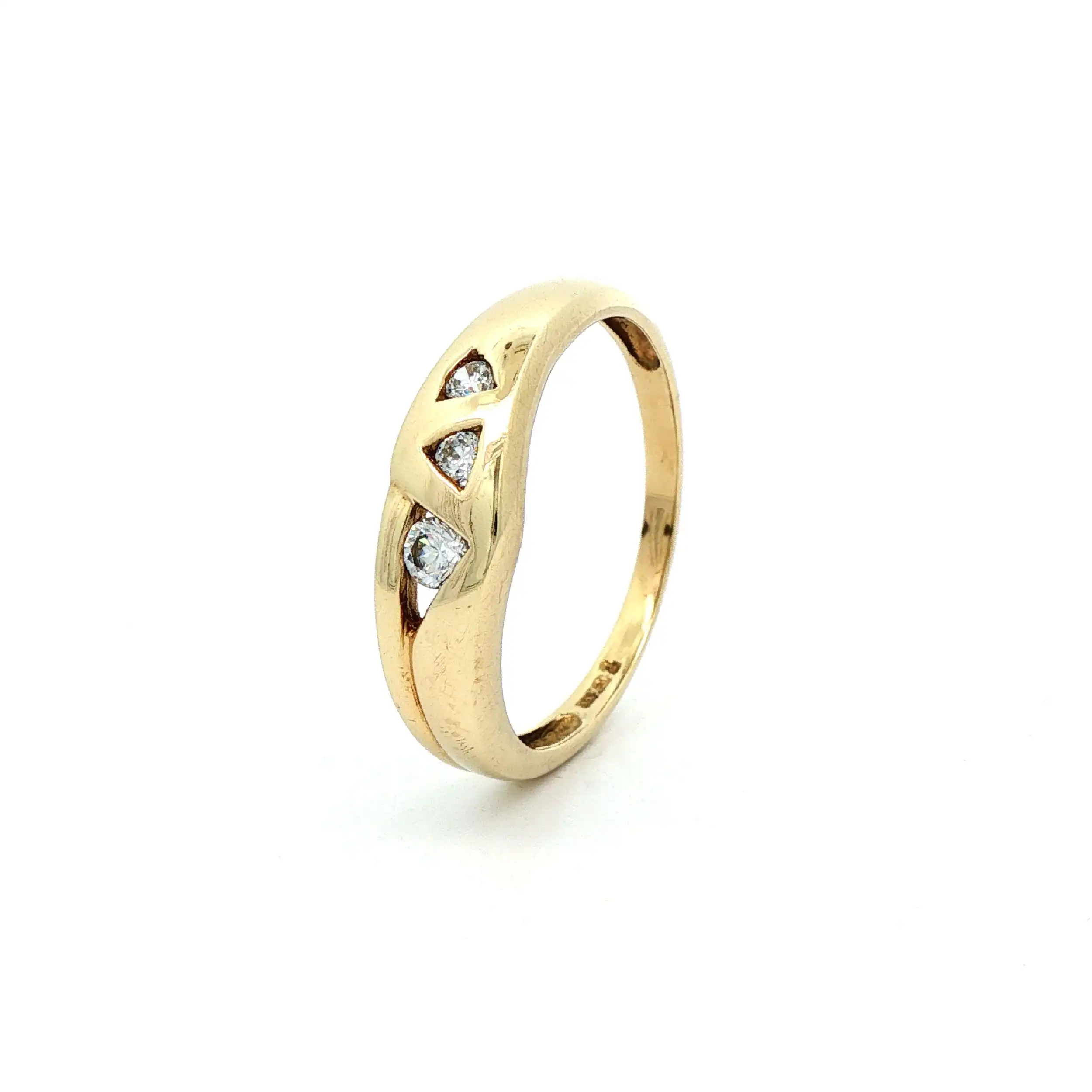 Ring Gelbgold mit 3 Zirkonia Ring Gelbgold mit 3 Zirkonia