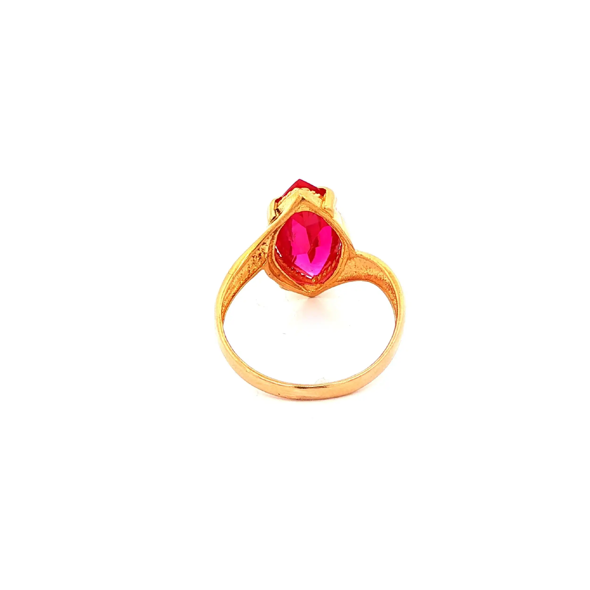 Ring Gelbgold mit rosa Farbstein