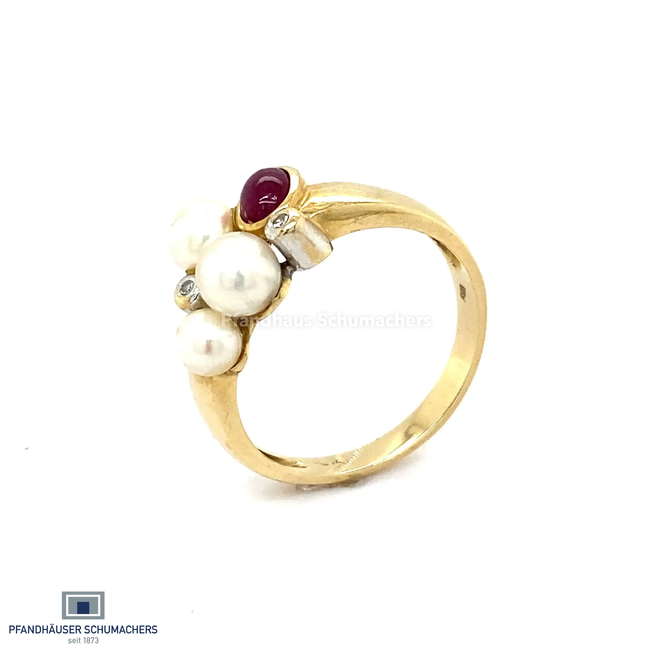 Ring Bicolor mit Perlen, rotem Cabochon und Diamanten