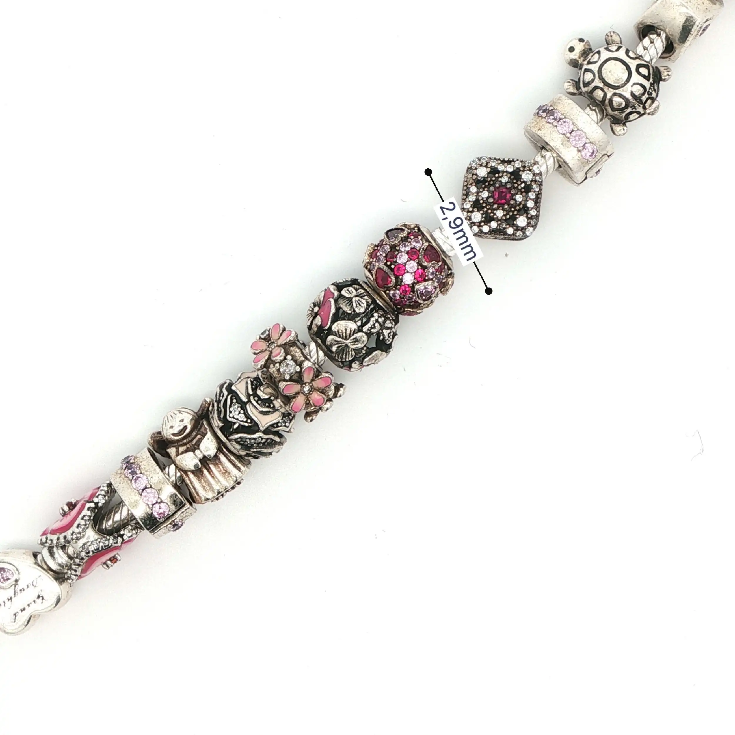 Pandora Armband mit 14 Charms
