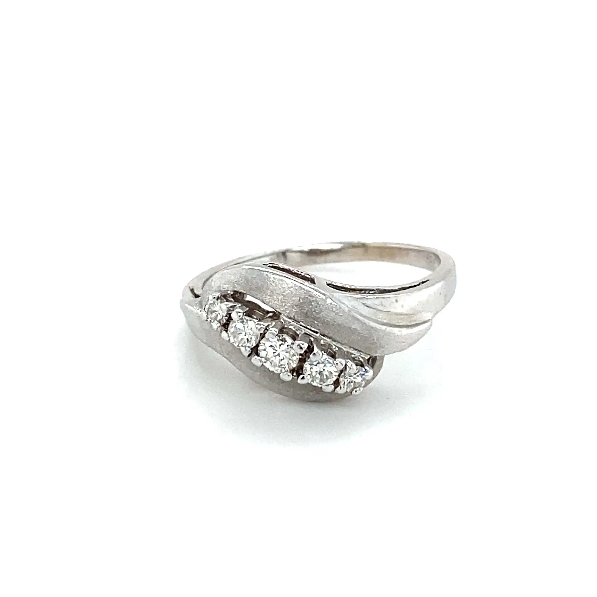 Ring Weißgold mit Brillanten Ring Weißgold mit Brillanten