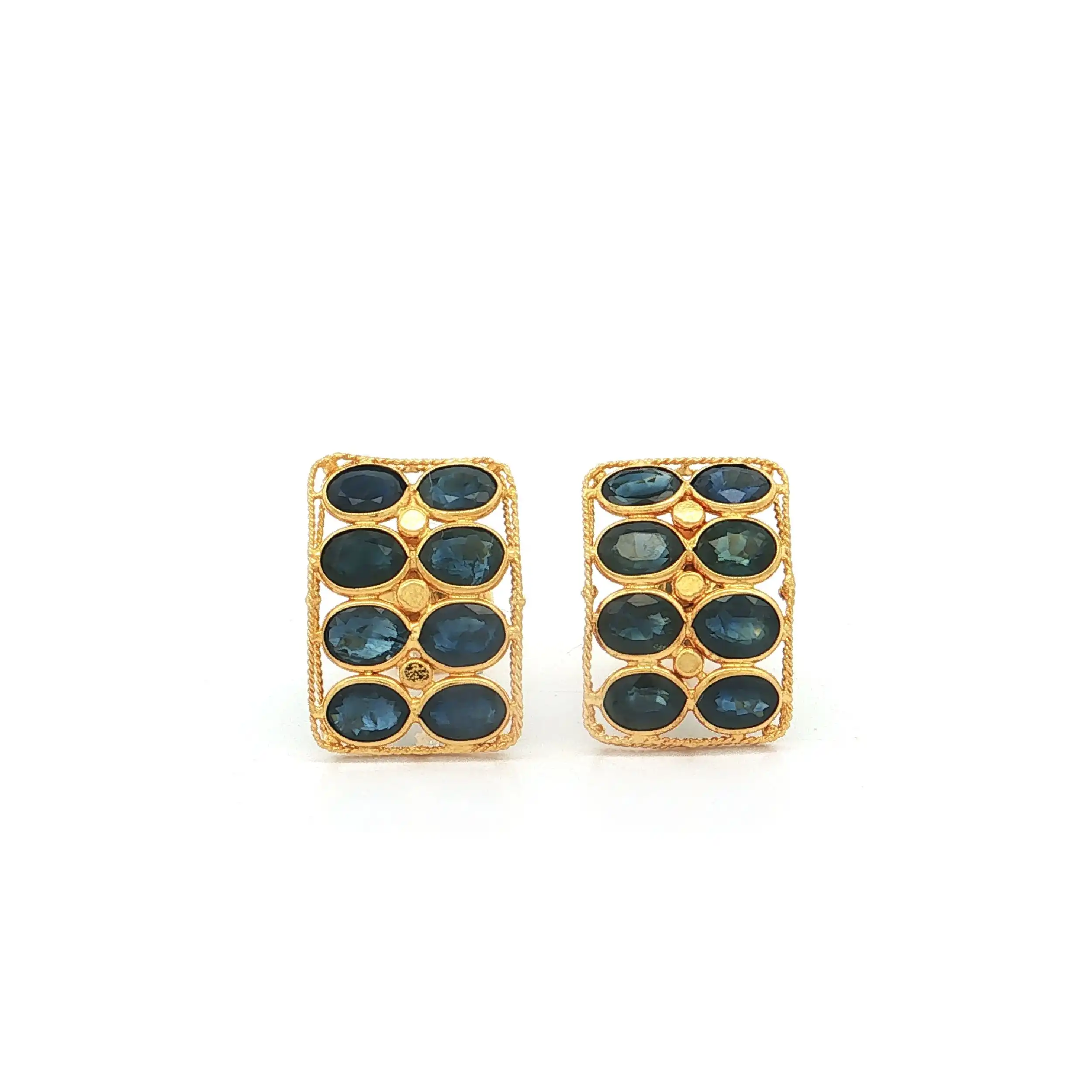 Ohrstecker Gelbgold mit Saphiren Ohrstecker Gelbgold mit Saphiren