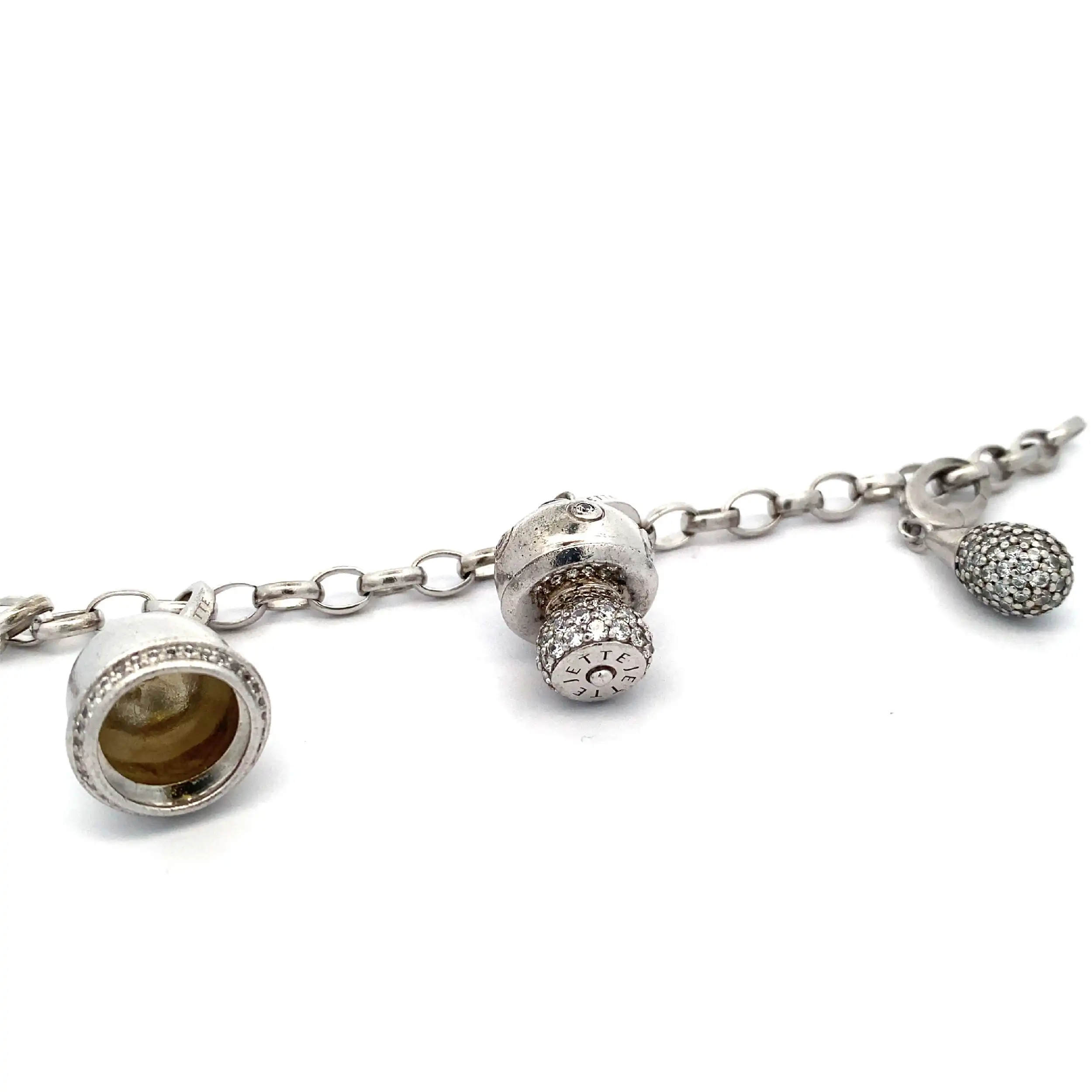 Silberarmband mit 3 Charms Jette Silberarmband mit 3 Charms Jette