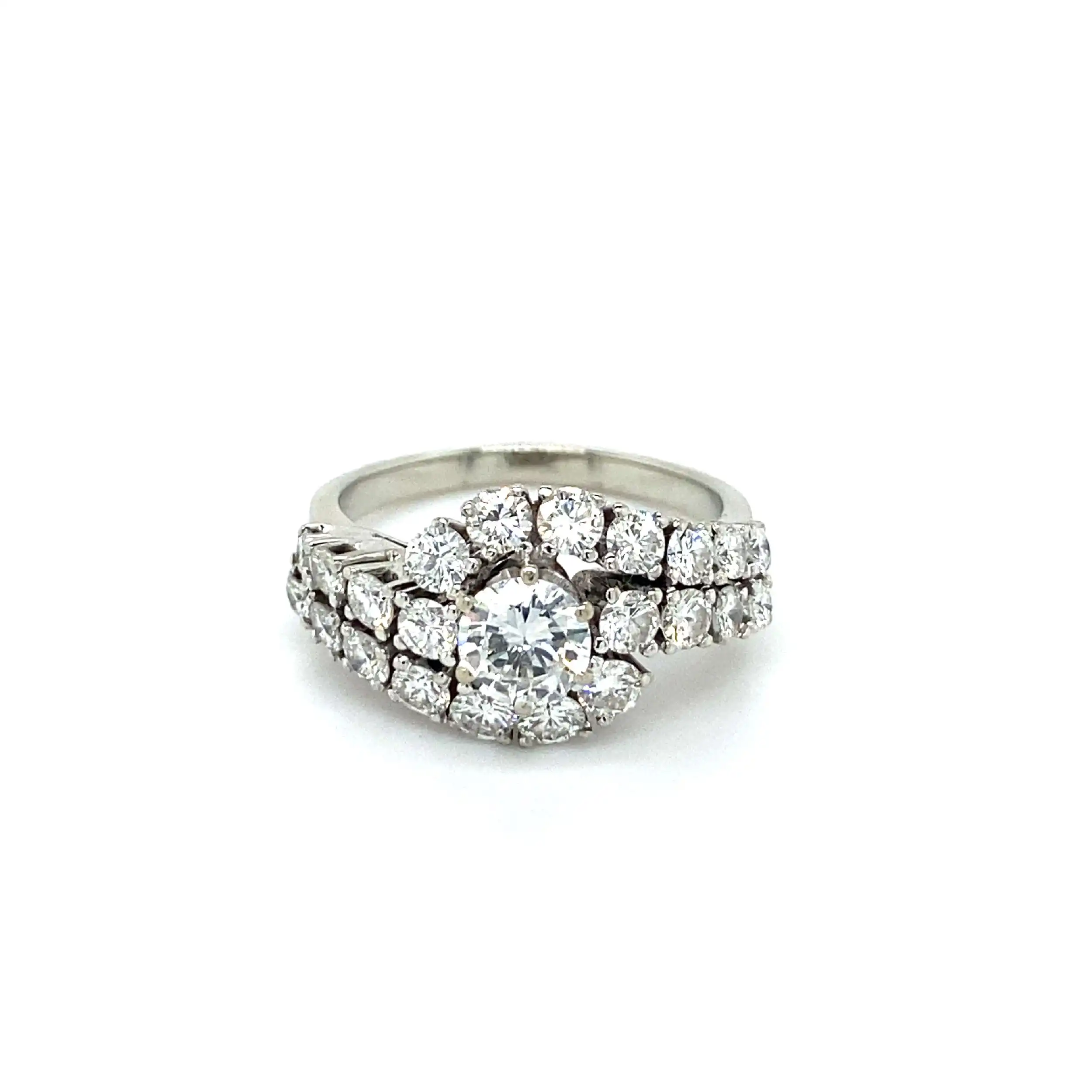 Ring Weißgold mit Brillanten Ring Weißgold mit Brillanten