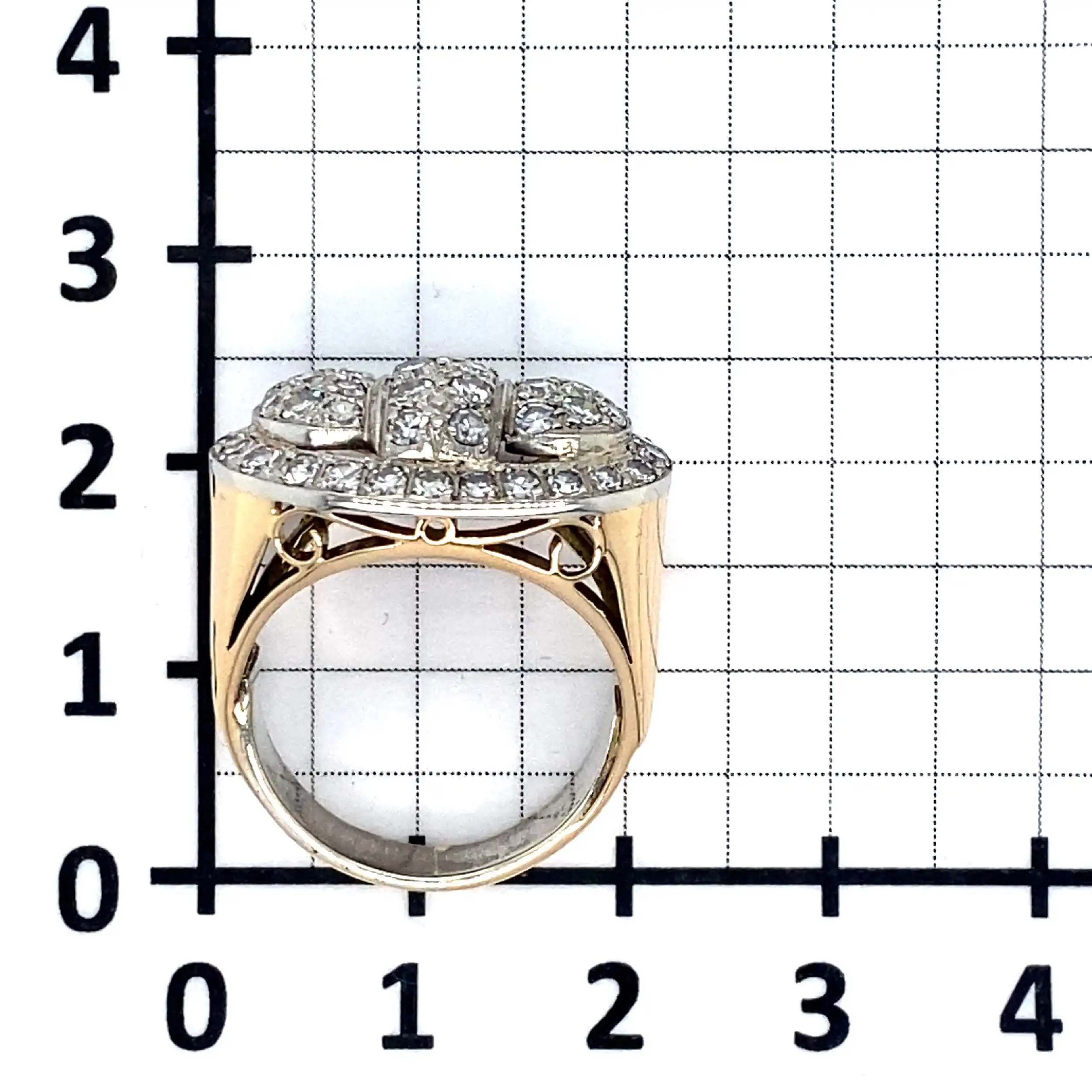 Ring Bicolor mit Diamanten insgesamt ca. 1ct. Ring Bicolor mit Diamanten insgesamt ca. 1ct.