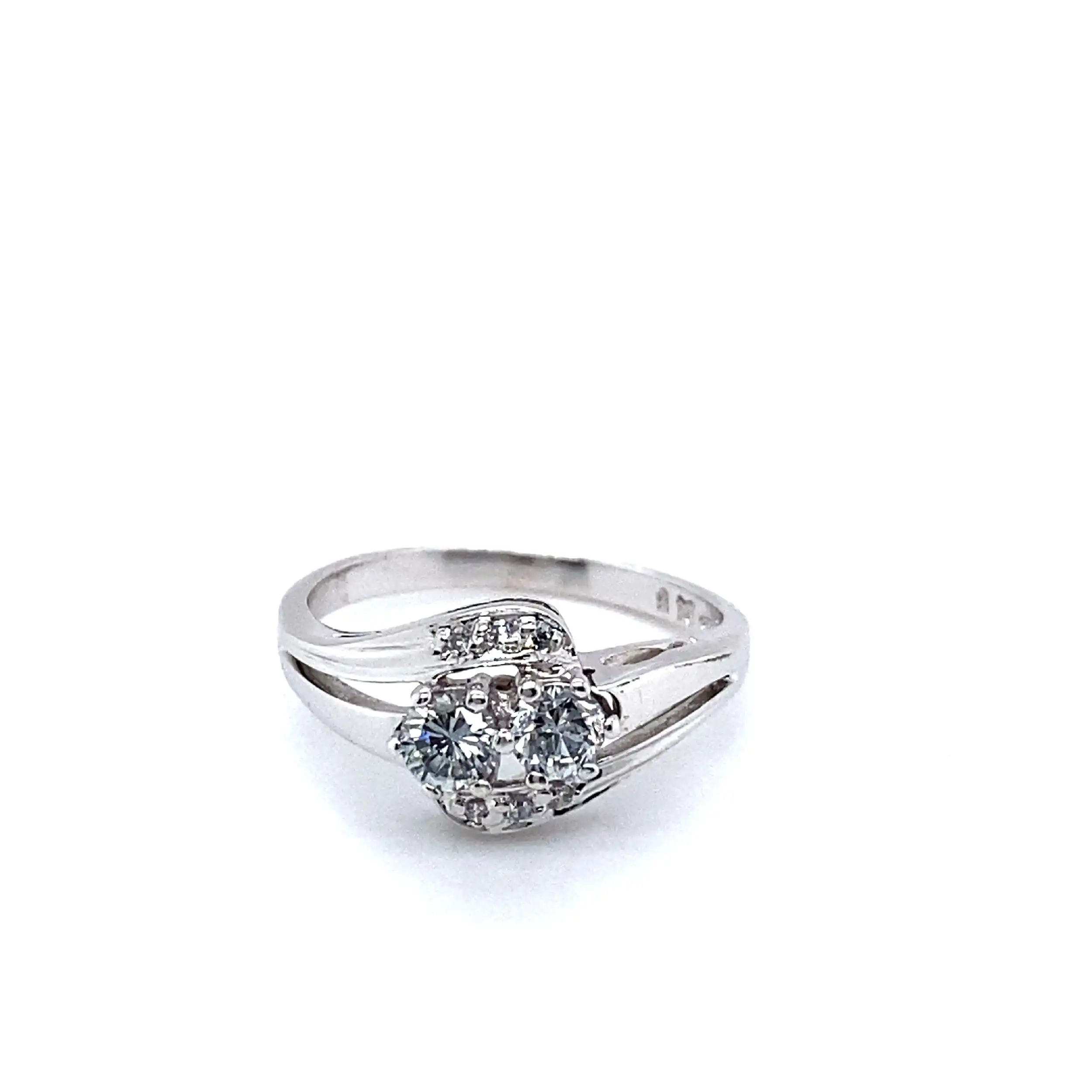 Ring Weißgold mit Brillanten und Diamanten Ring Weißgold mit Brillanten und Diamanten