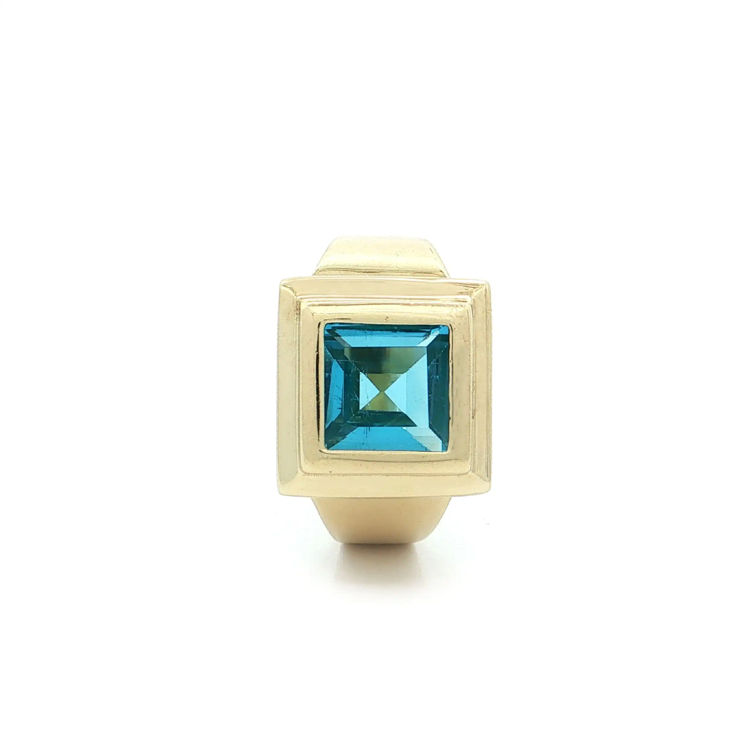 Ring Gelbgold mit Blautopas Ring Gelbgold mit Blautopas