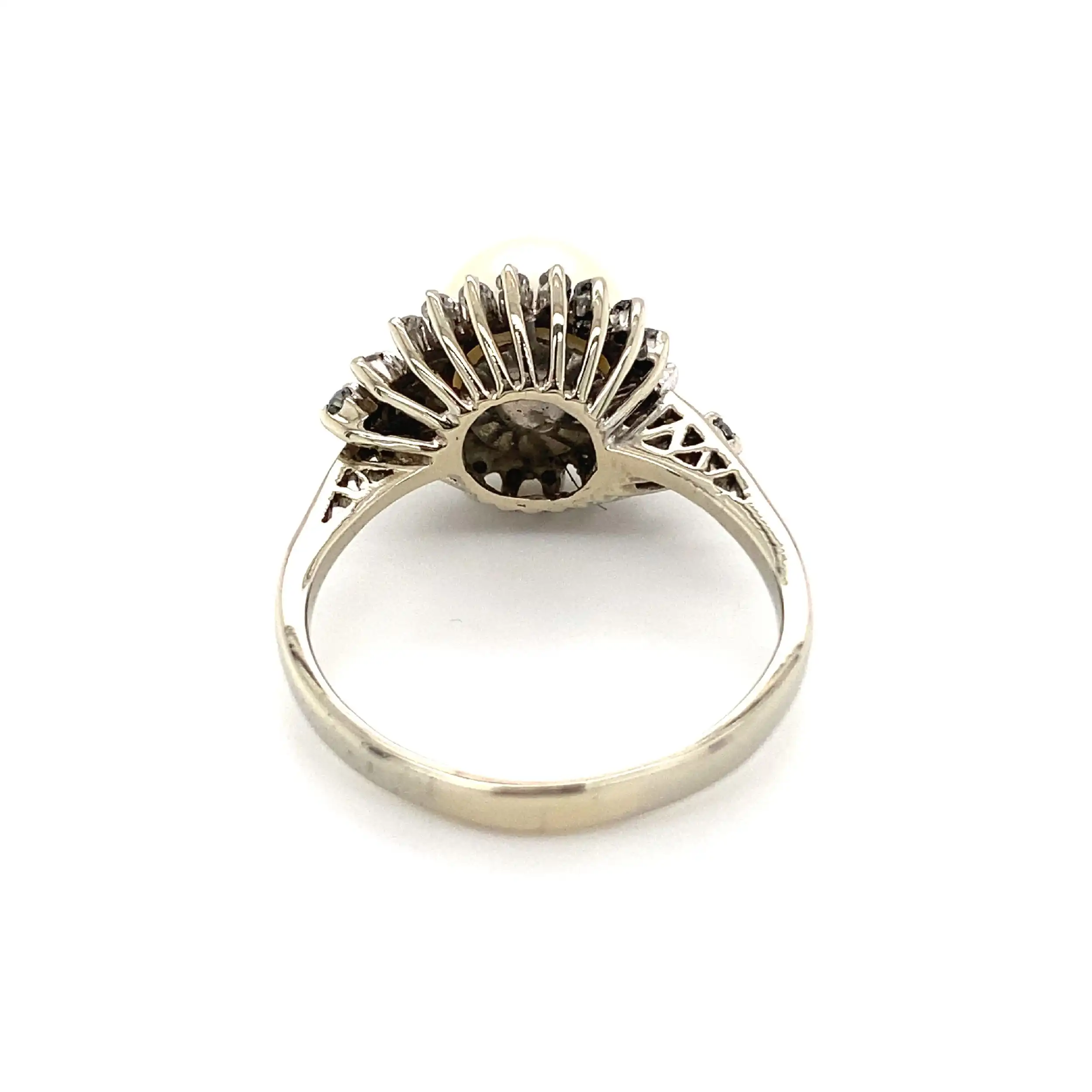 Ring Weißgold mit Perle & Diamanten