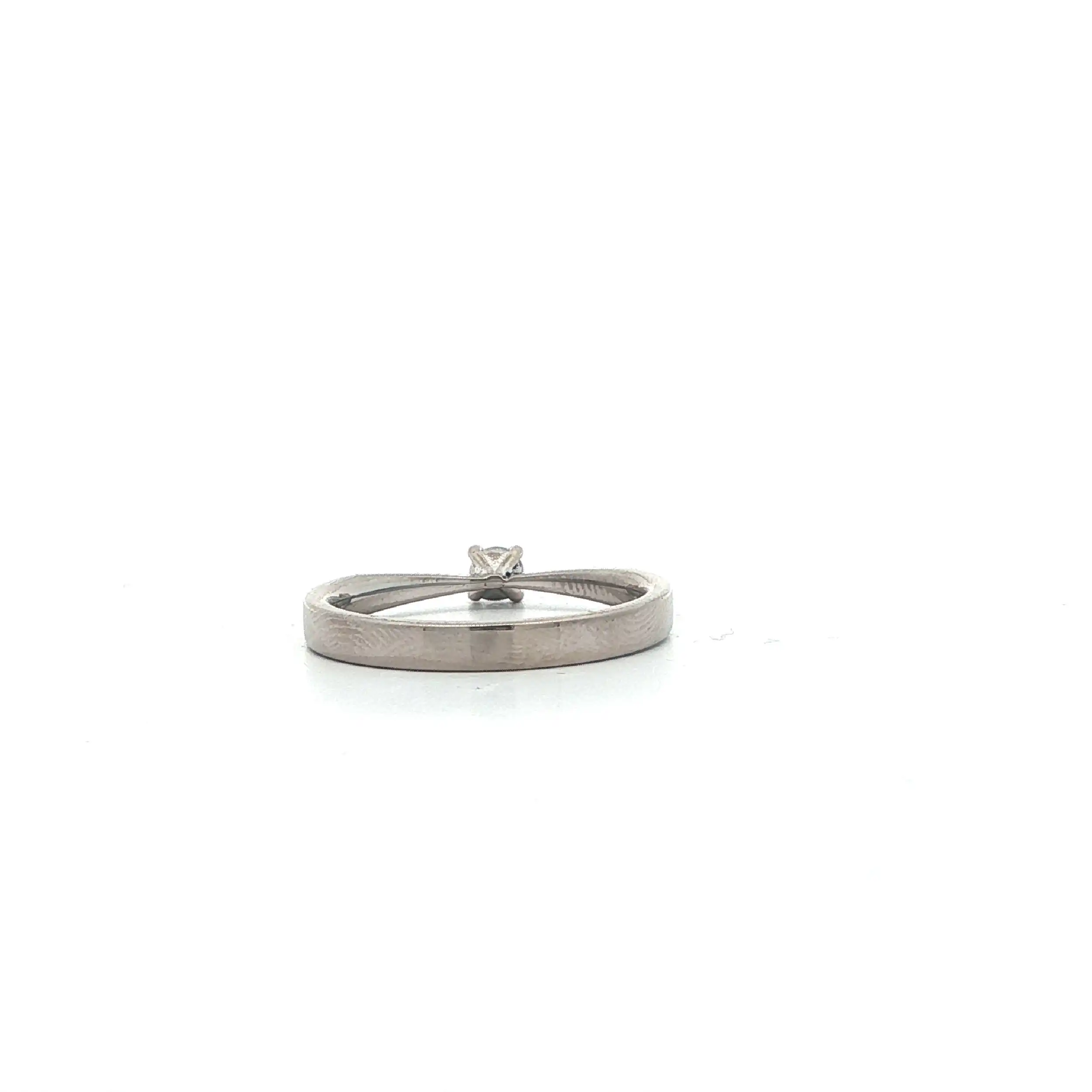 Ring Weißgold mit Brillant graviert 0.12ct Ring Weißgold mit Brillant graviert 0.12ct