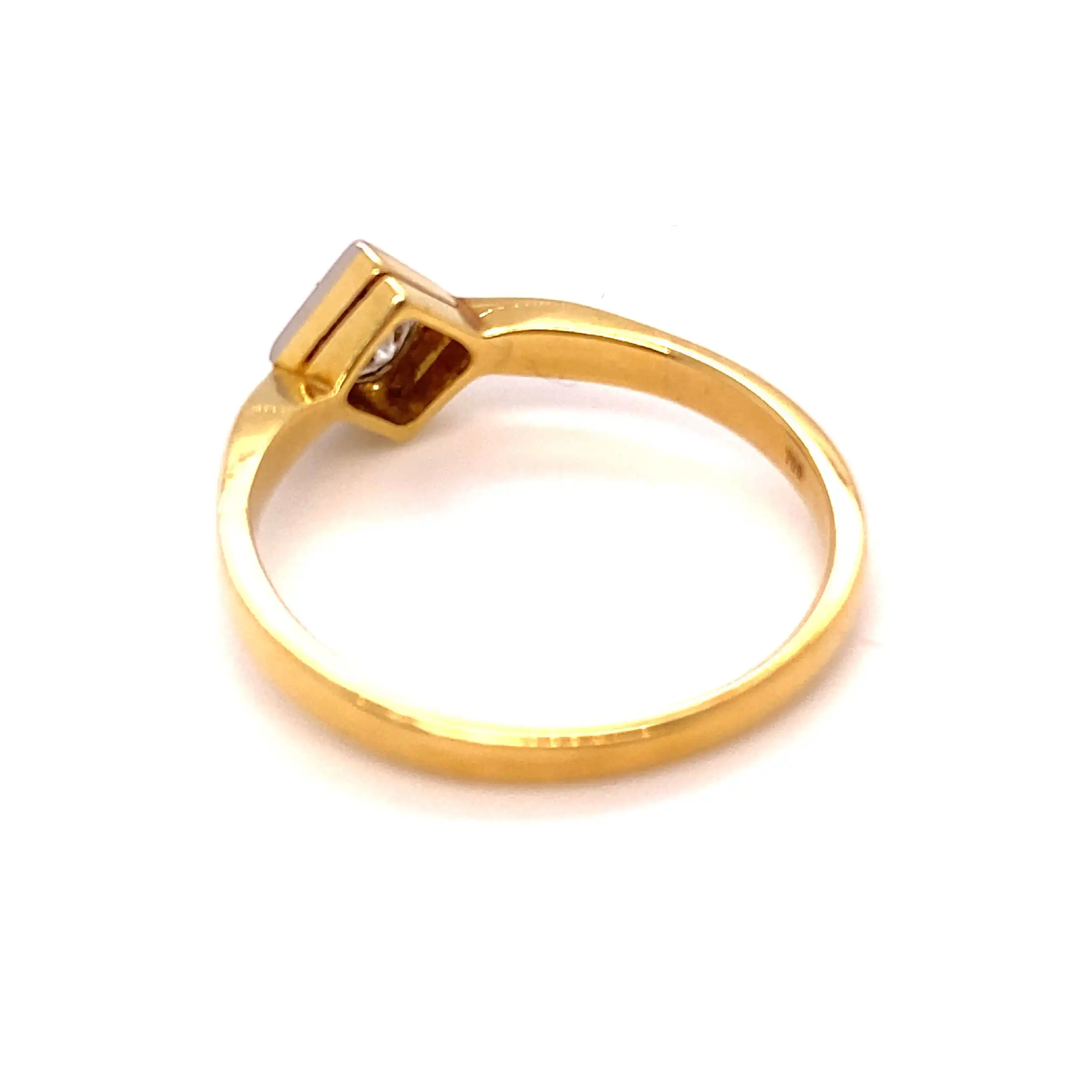 Solitärring Gelbgold mit Brillant Solitärring Gelbgold mit Brillant