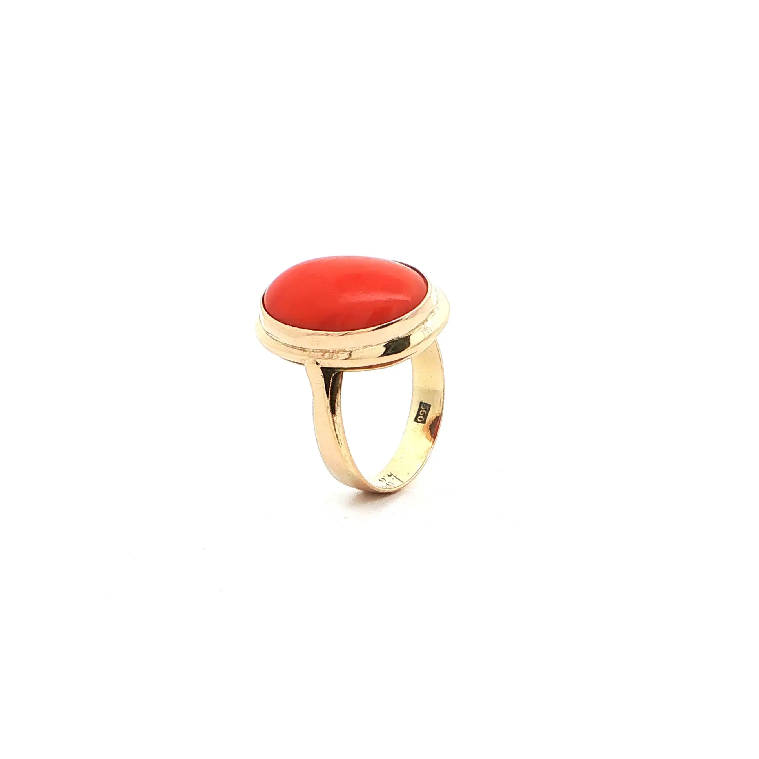 Ring Gelbgold mit Koralle