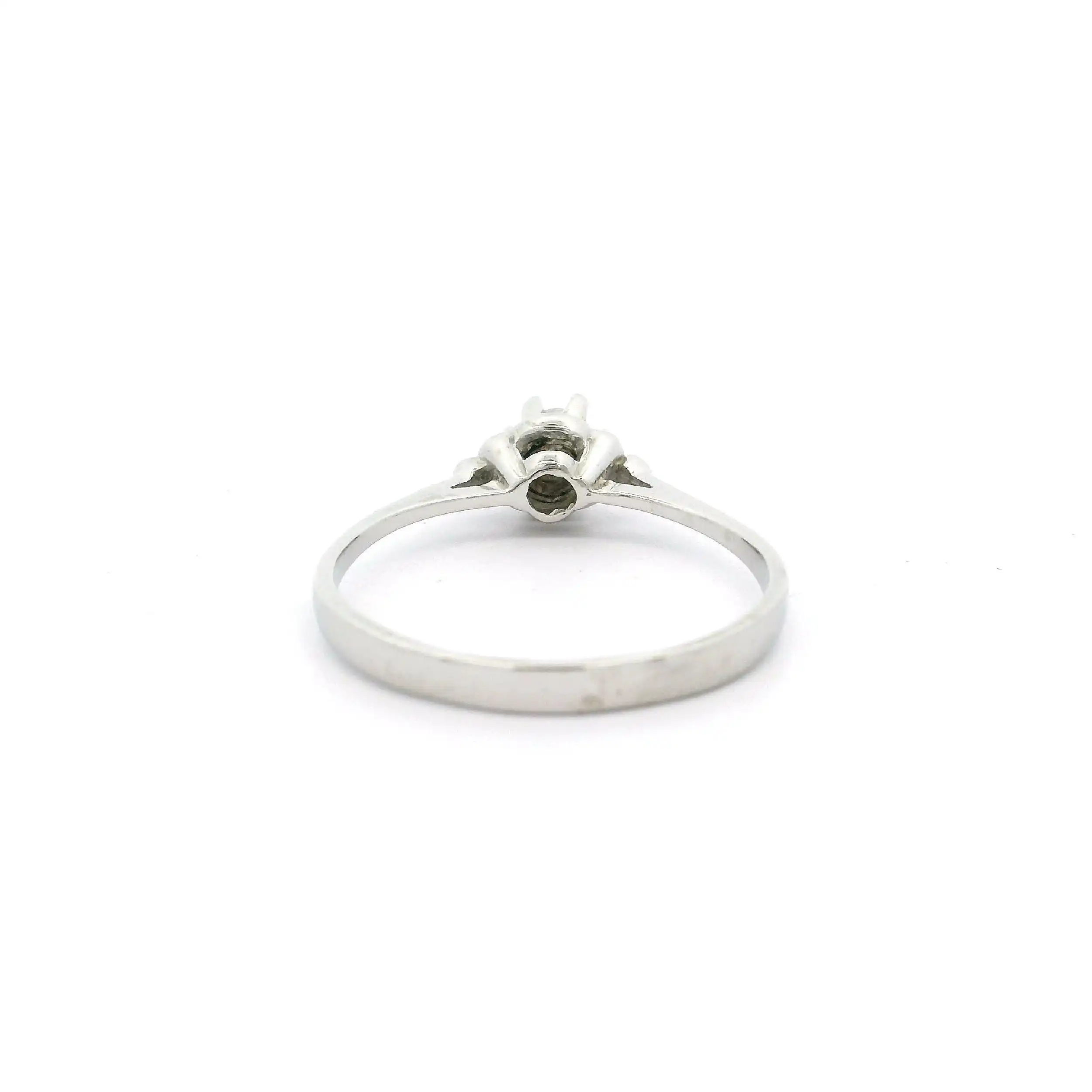 Ring Weißgold mit Brillant Ring Weißgold mit Brillant