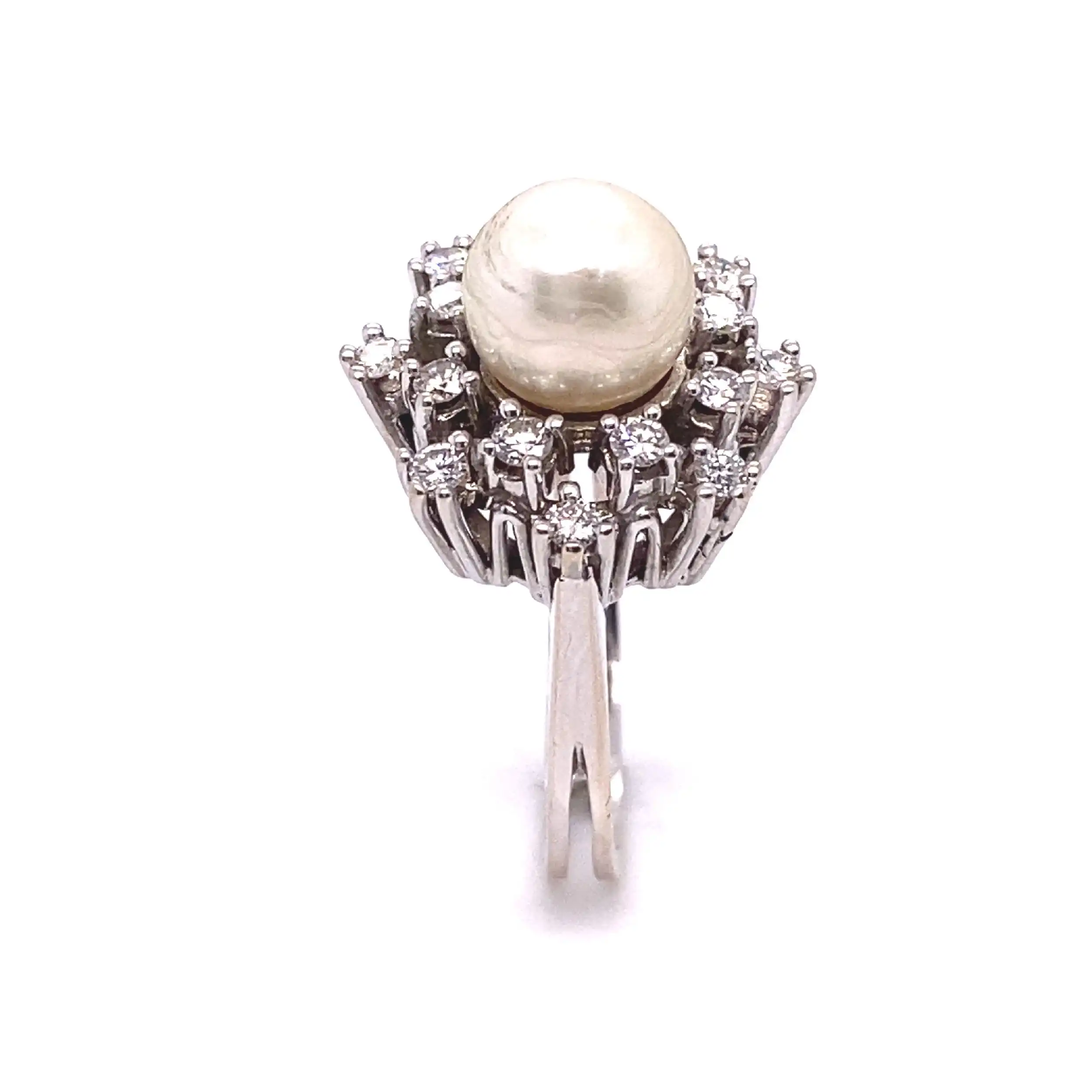 Ring Weißgold mit Perle und Brillanten Ring Weißgold mit Perle und Brillanten