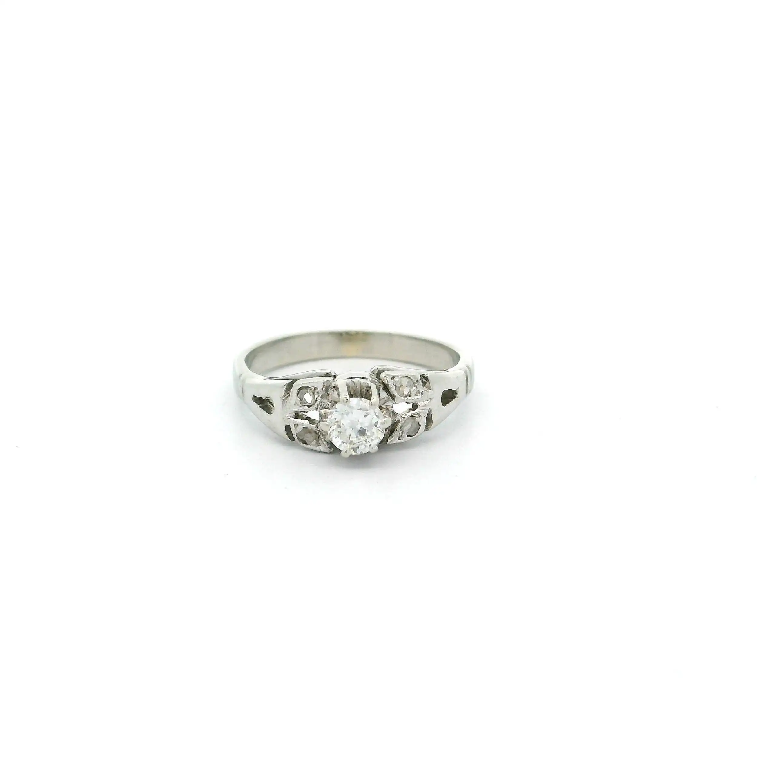 Ring Weißgold mit Brillant & Diamantrosen Ring Weißgold mit Brillant & Diamantrosen