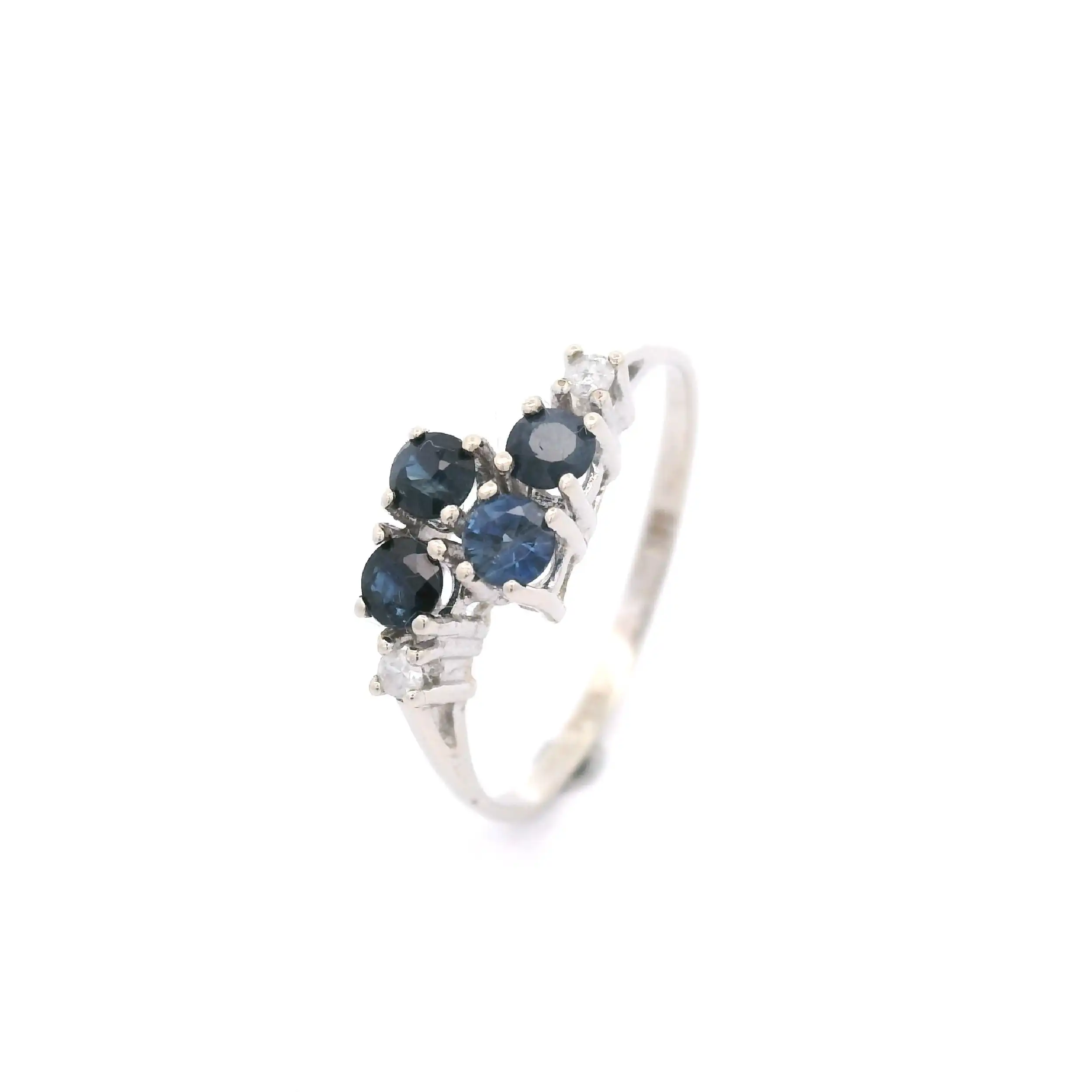 Ring Weißgold mit Diamanten und blauen Steinen Ring Weißgold mit Diamanten und blauen Steinen
