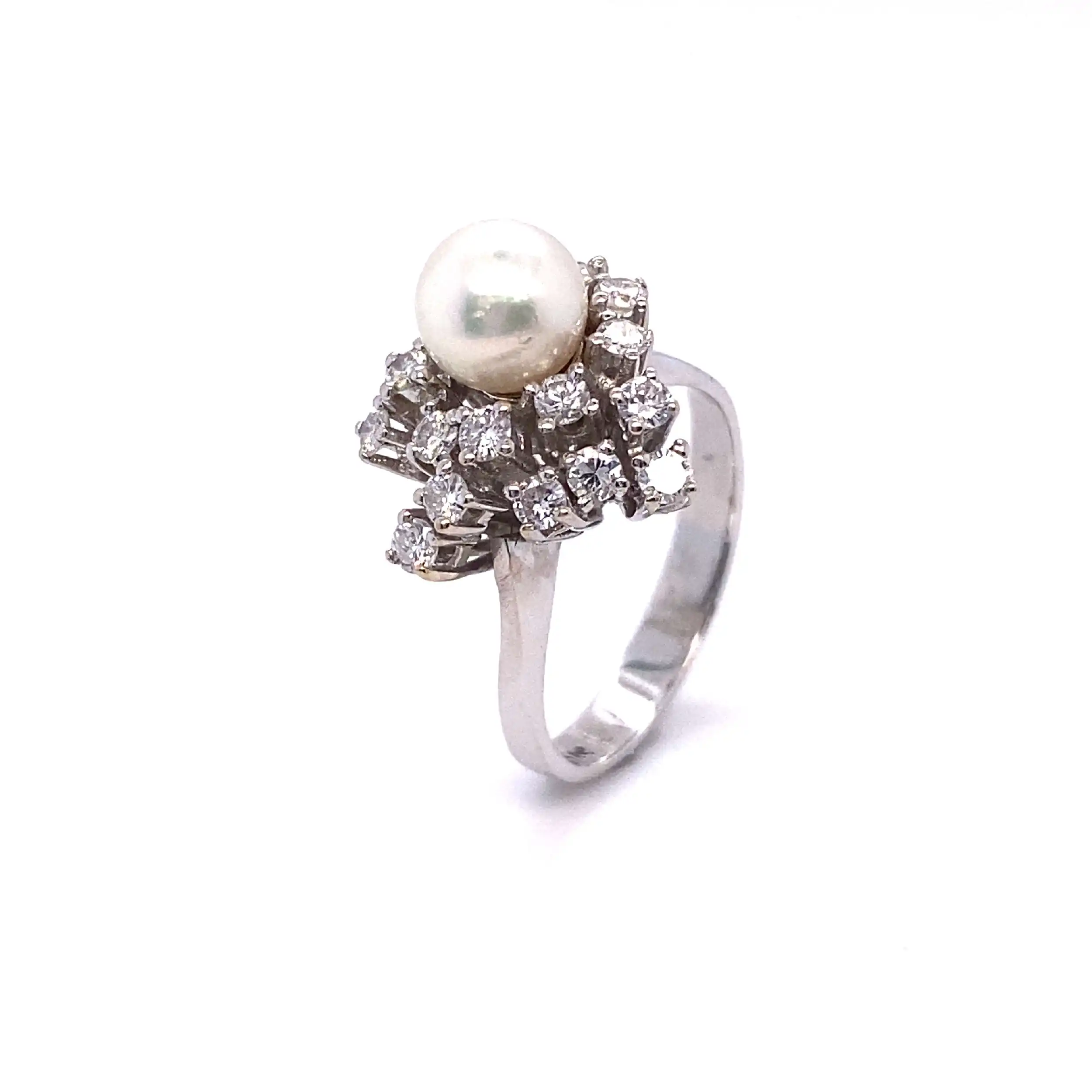 Ring Weißgold mit Perle und Brillanten Ring Weißgold mit Perle und Brillanten