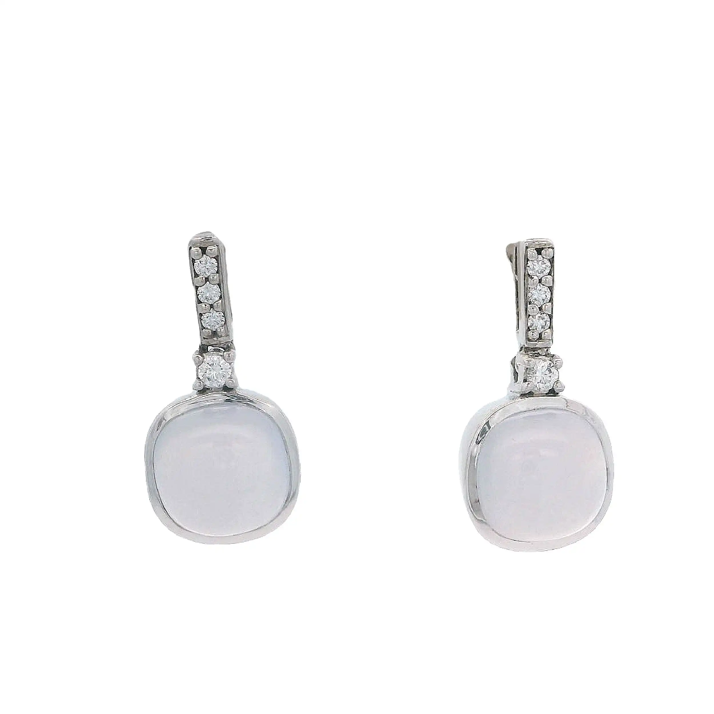 Ohrstecker mit Chalcedon Cabochon hellblau und Brillanten Ohrstecker mit Chalcedon Cabochon hellblau und Brillanten