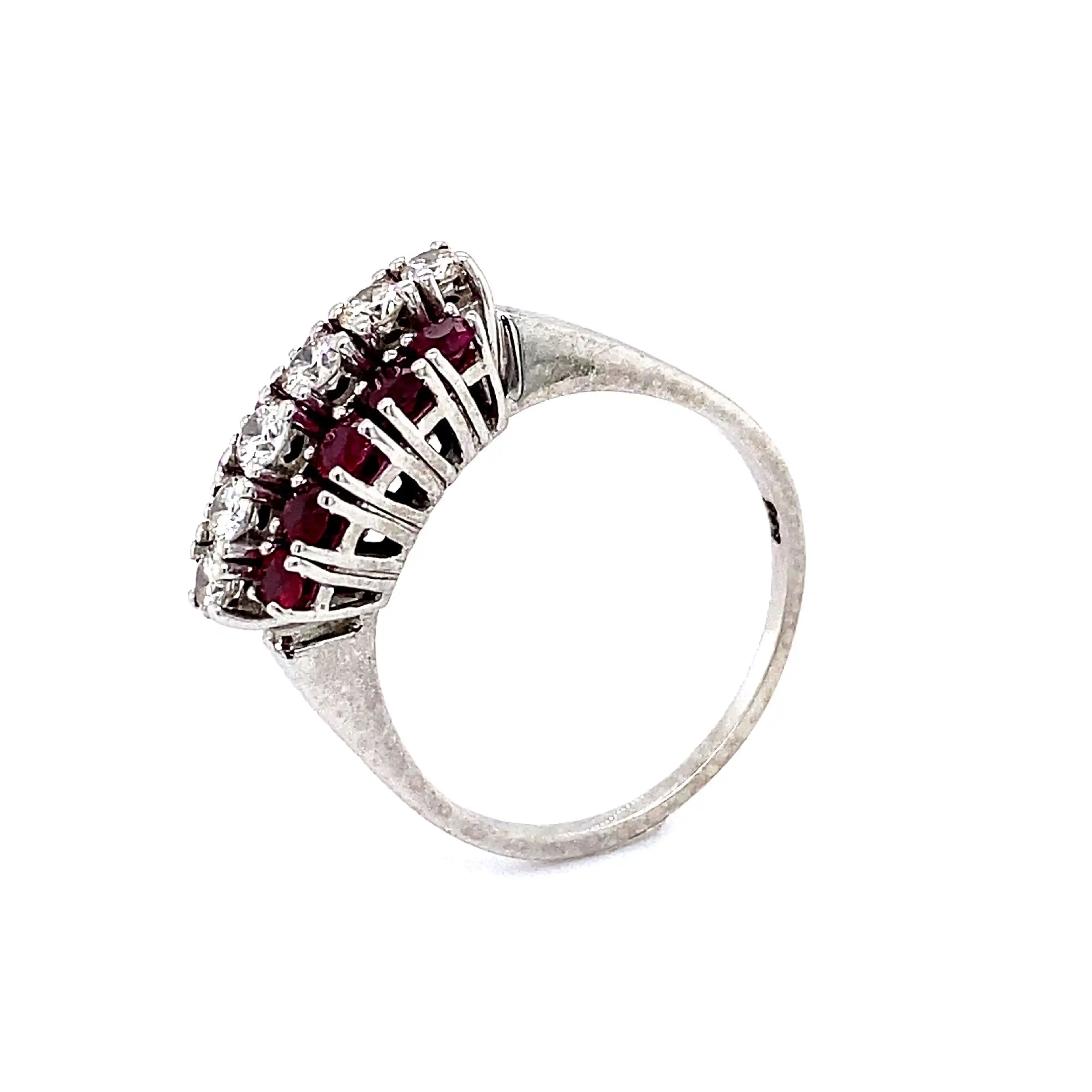 Ring Weißgold mit Rubinen und Brillanten Ring Weißgold mit Rubinen und Brillanten