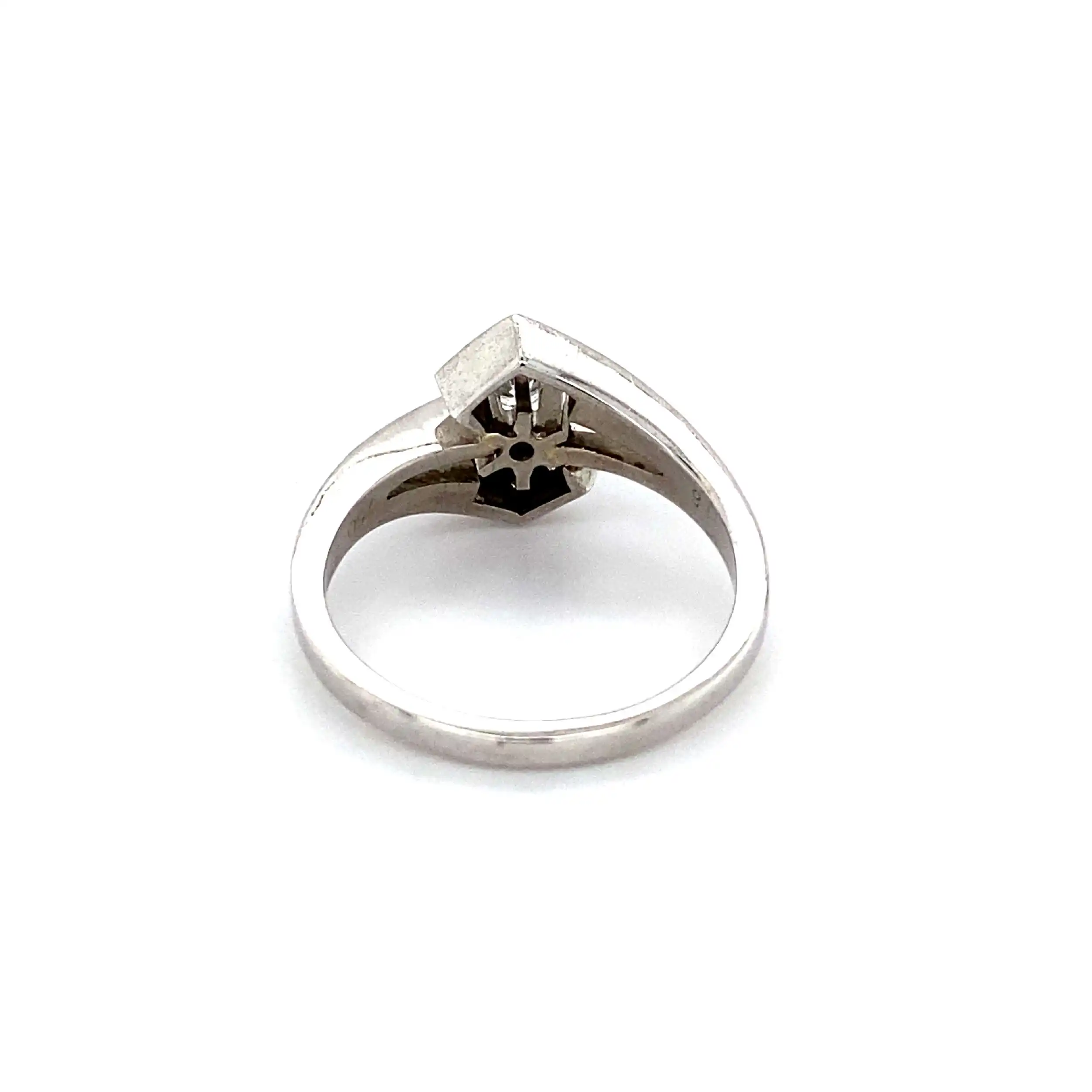 Ring Weißgold mit Brillant und Diamanten Ring Weißgold mit Brillant und Diamanten