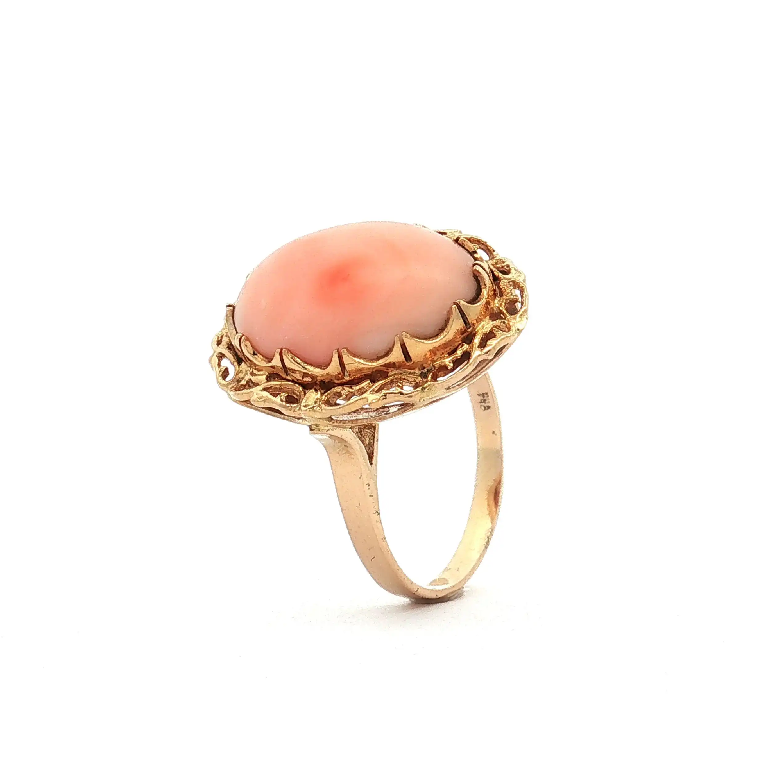 Ring Gelbgold mit Engelshautkoralle
