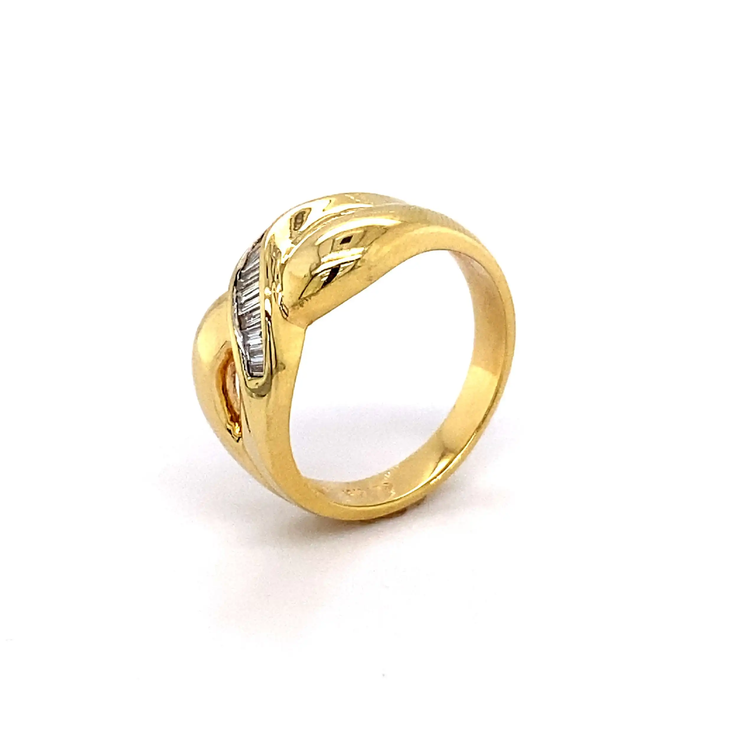 Ring Gelbgold mit Diamanten in Baguetteschliff Ring Gelbgold mit Diamanten in Baguetteschliff