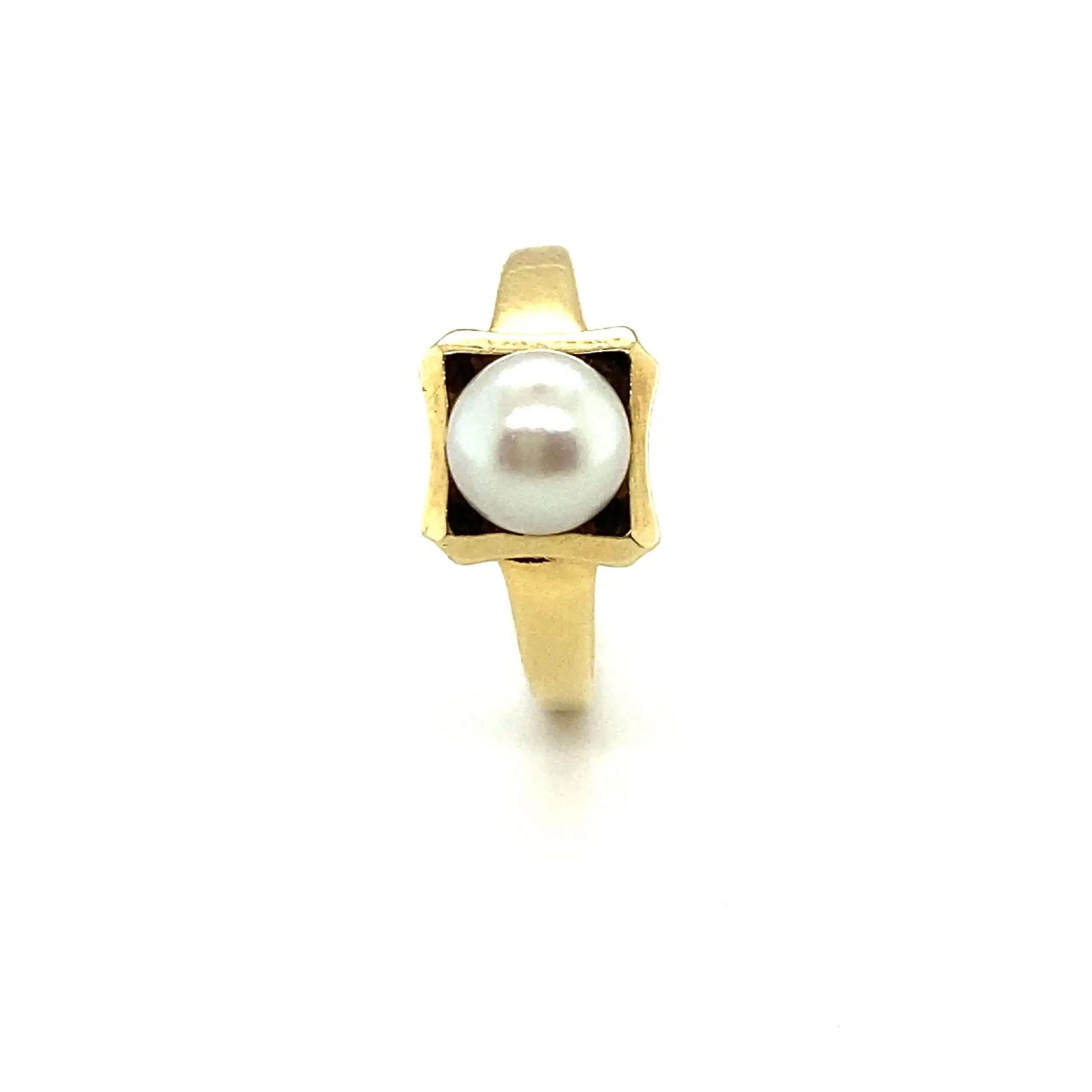 Ring Gelbgold mit Perle Ring Gelbgold mit Perle