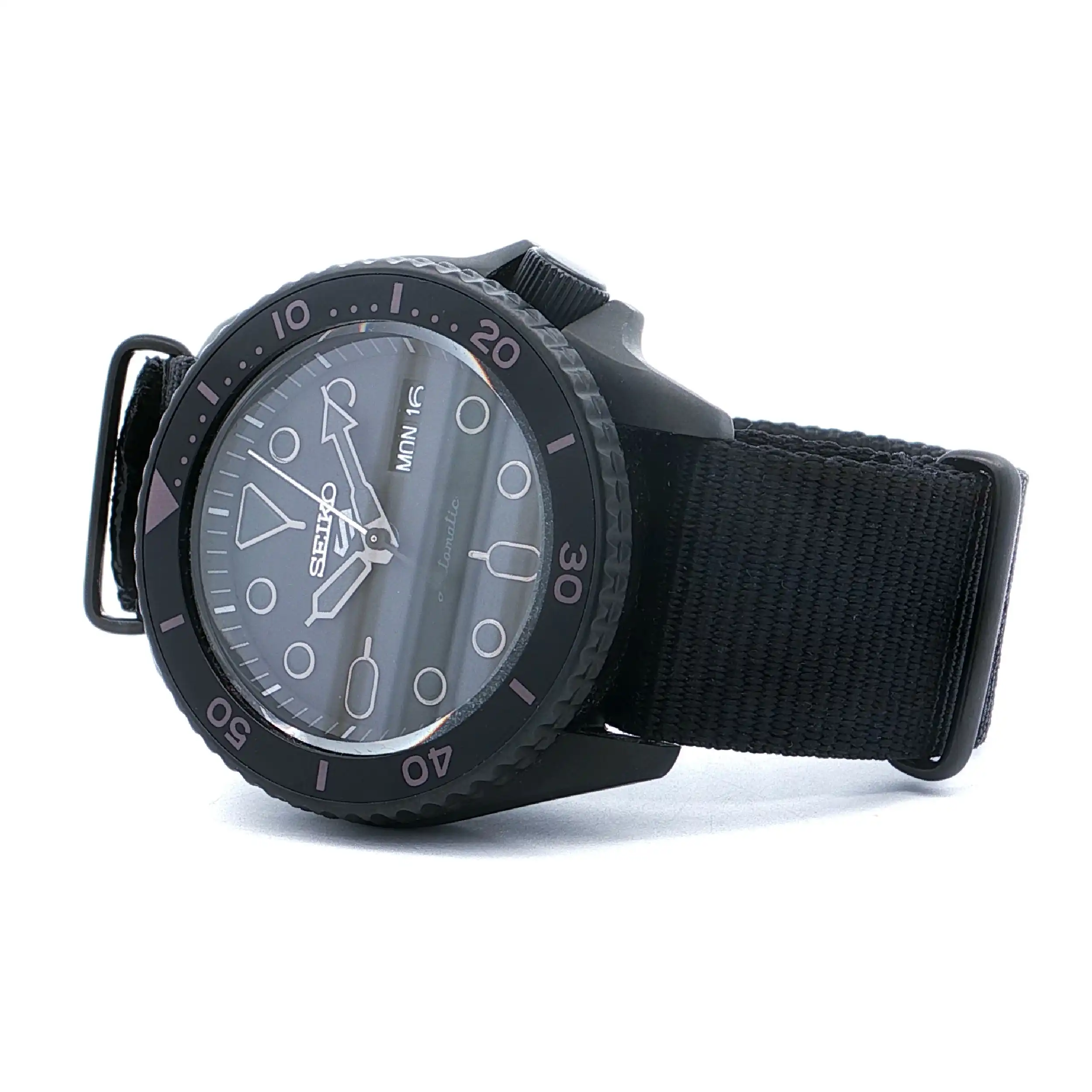 Herrenuhr Seiko 5 Sports SKX Street Style Herrenuhr Seiko 5 Sports SKX Street Style