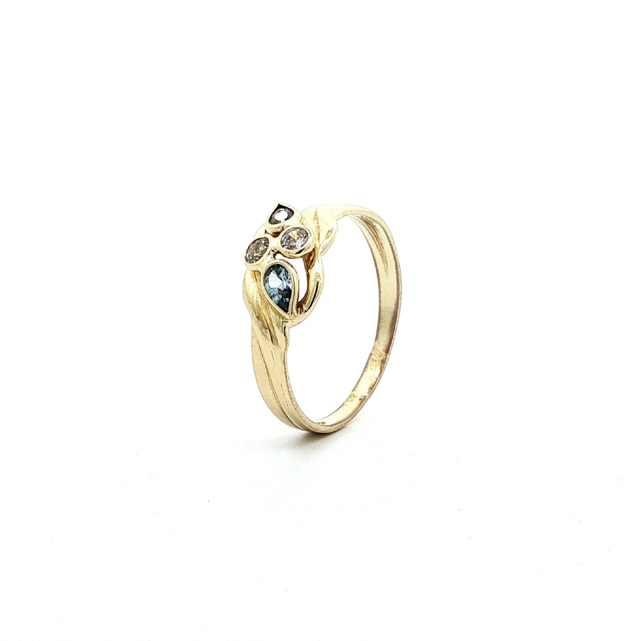 Ring Gelbgold mit hellblauen Farbsteinen & Zirkonia Ring Gelbgold mit hellblauen Farbsteinen & Zirkonia