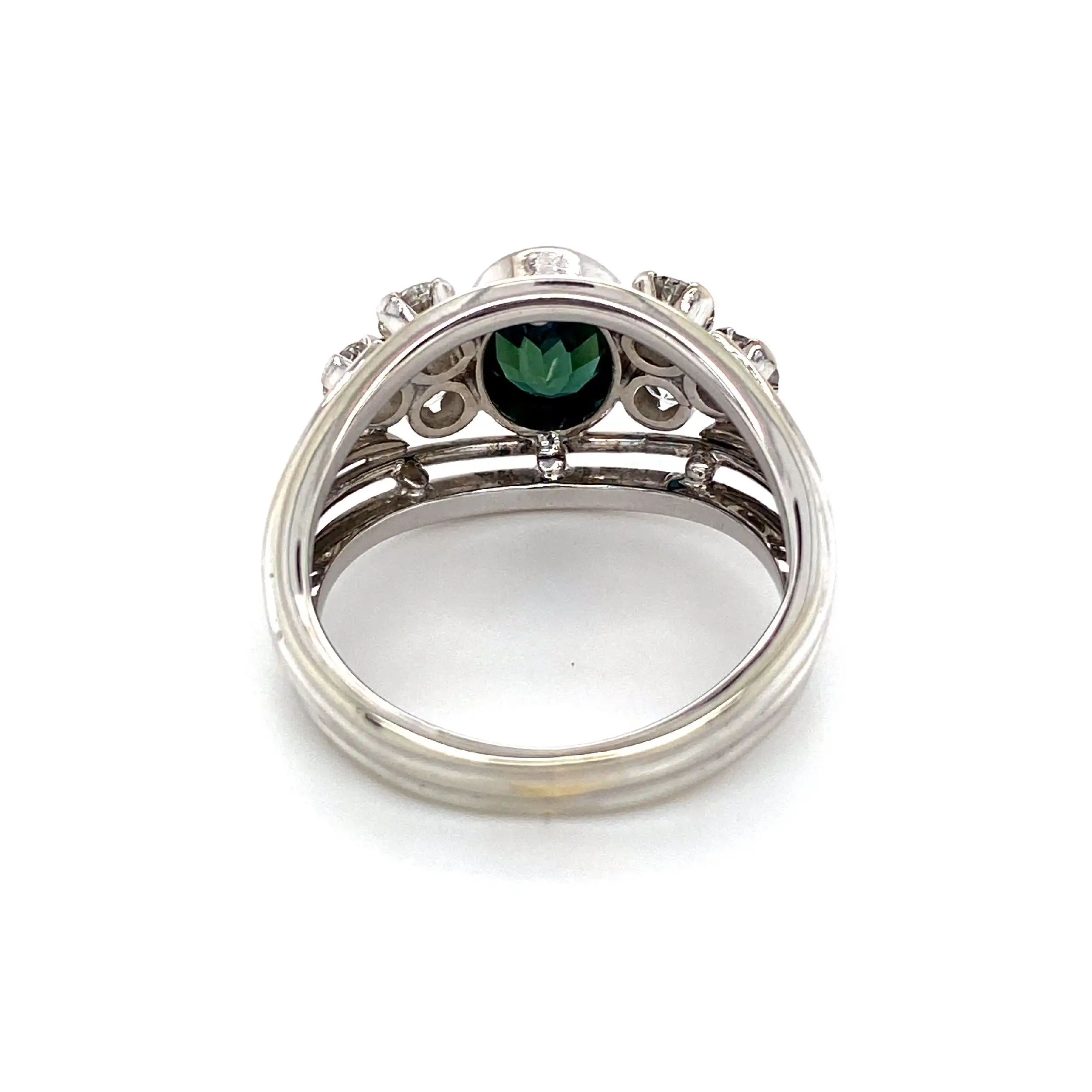 Ring Weißgold mit Saphir ca. 1,4ct und 6 Brillanten mit EPL Expertise Ring Weißgold mit Saphir ca. 1,4ct und 6 Brillanten mit EPL Expertise