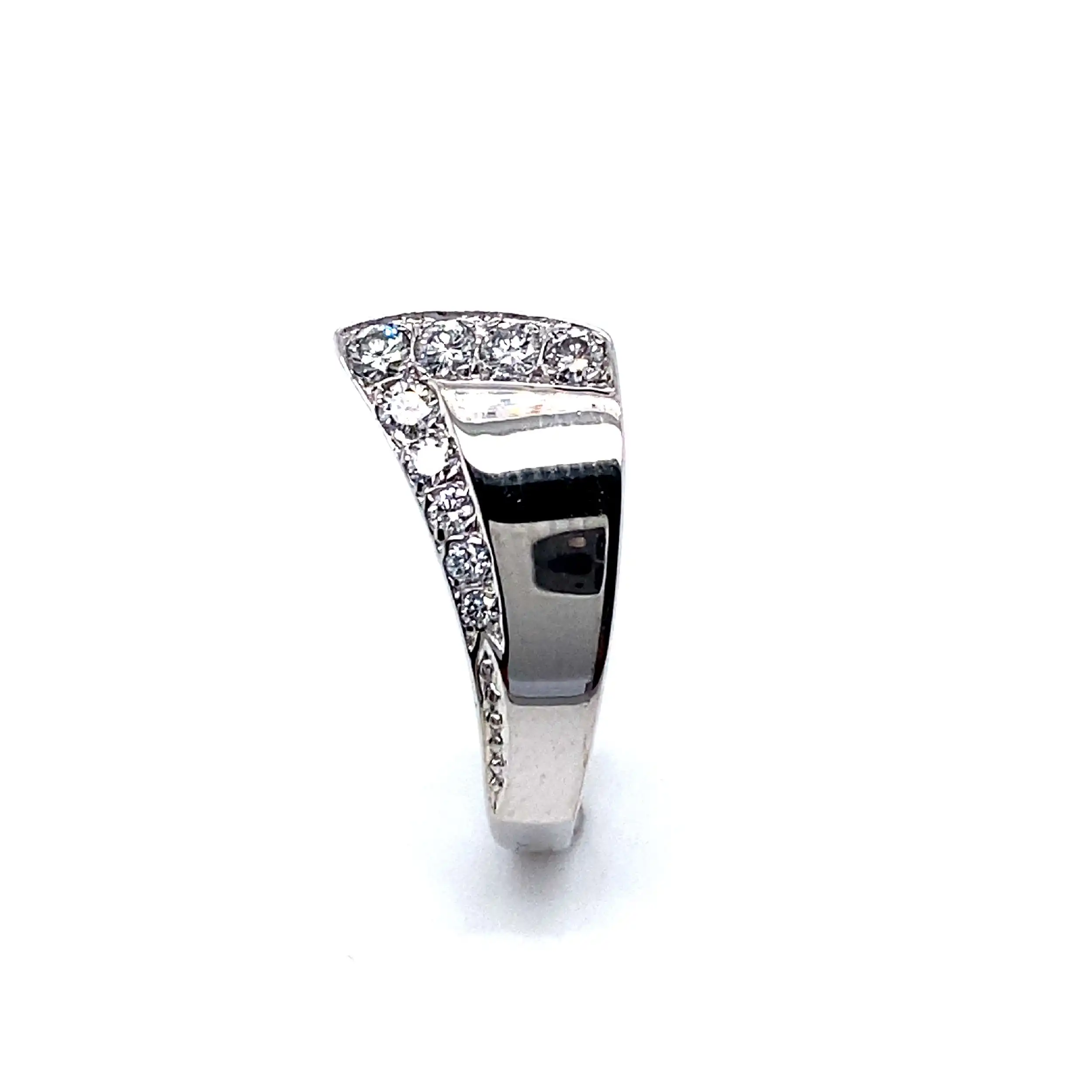 Ring Weißgold mit Brillanten, graviert mit 0,3ct W/VSI Ring Weißgold mit Brillanten, graviert mit 0,3ct W/VSI