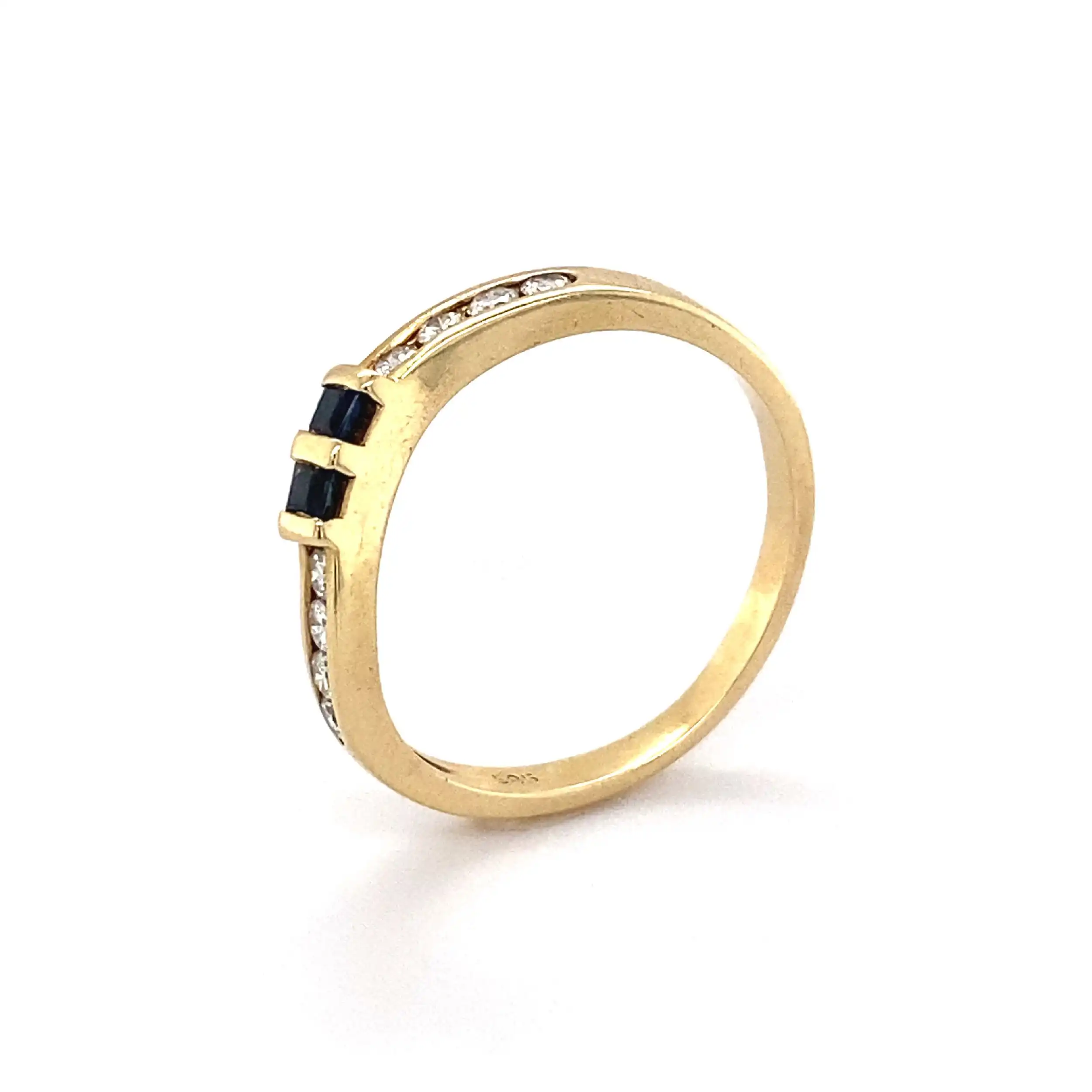 Ring Gelbgold mit Brillanten und blauen Farbsteinen Ring Gelbgold mit Brillanten und blauen Farbsteinen