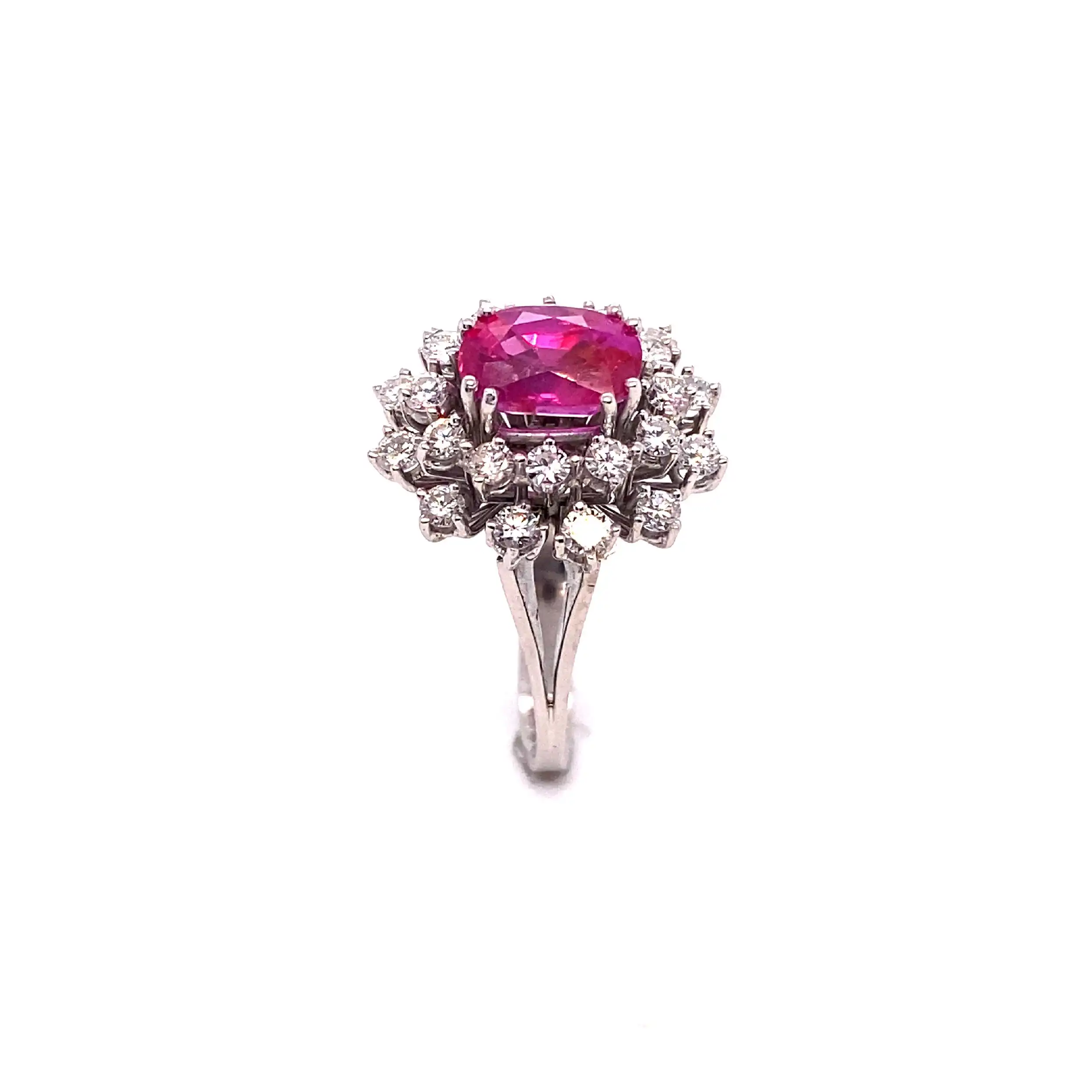 Ring mit pinkem Saphir ca. 2,6ct und Brillanten ca.1,24 ct mit EPL Expertise Ring mit pinkem Saphir ca. 2,6ct und Brillanten ca.1,24 ct mit EPL Expertise