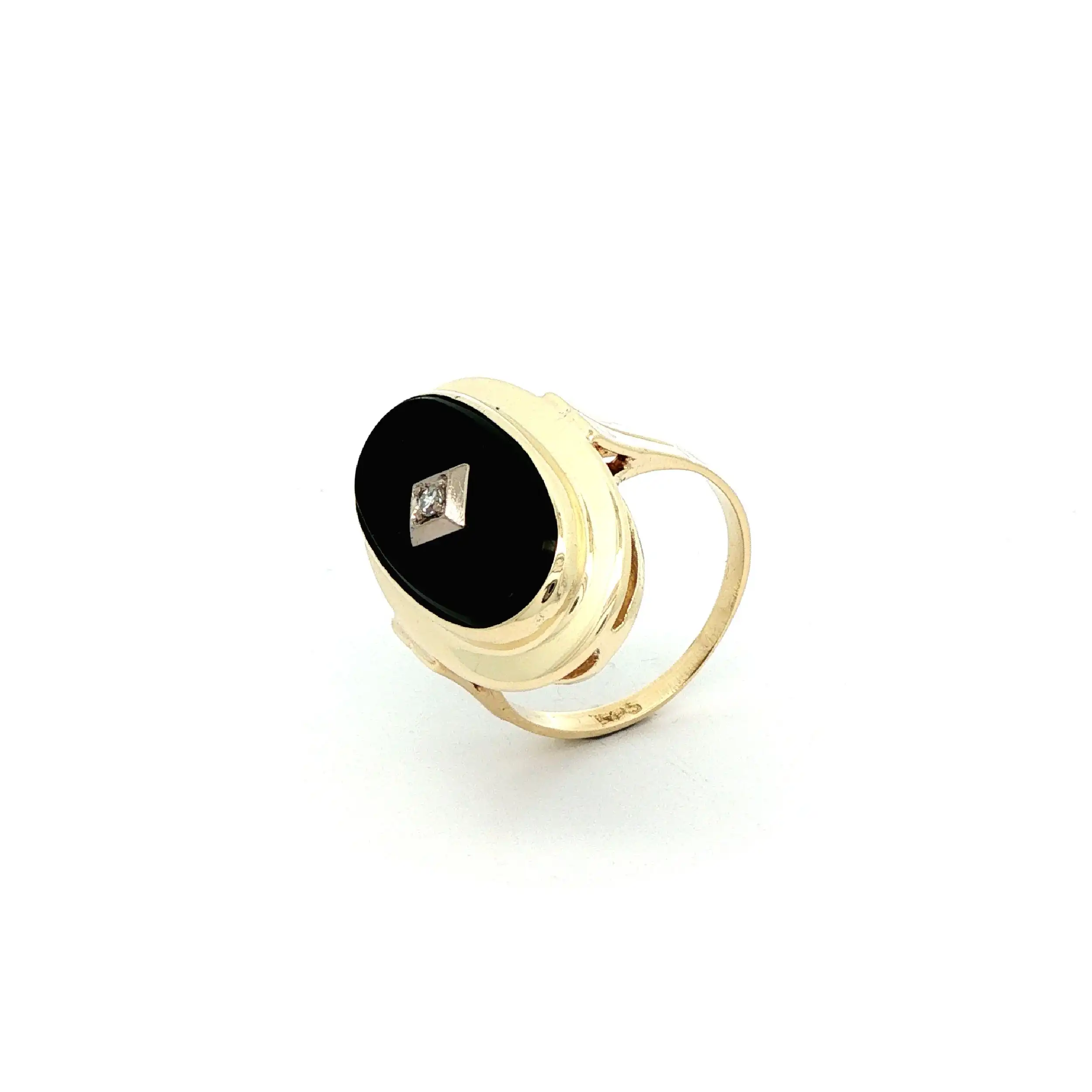 Ring Gelbgold mit Onyx und Diamant