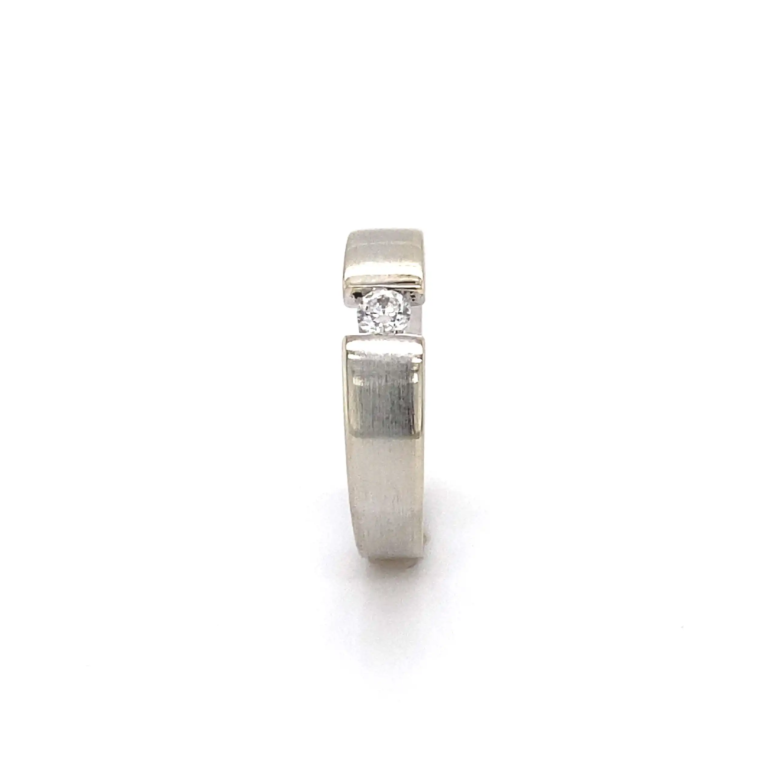 Ring Weißgold mit Brillant Ring Weißgold mit Brillant