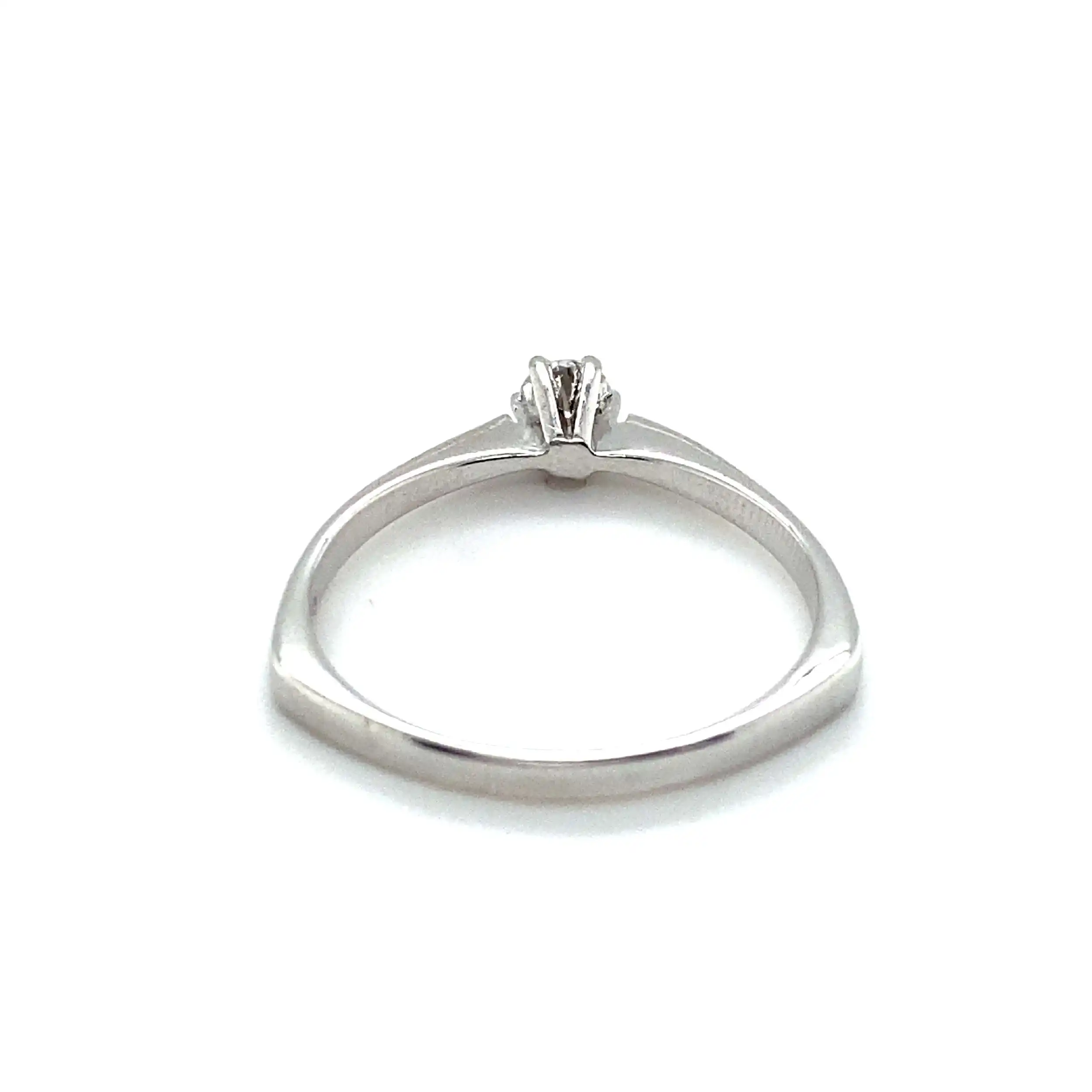 Ring Weißgold mit Brillant Ring Weißgold mit Brillant