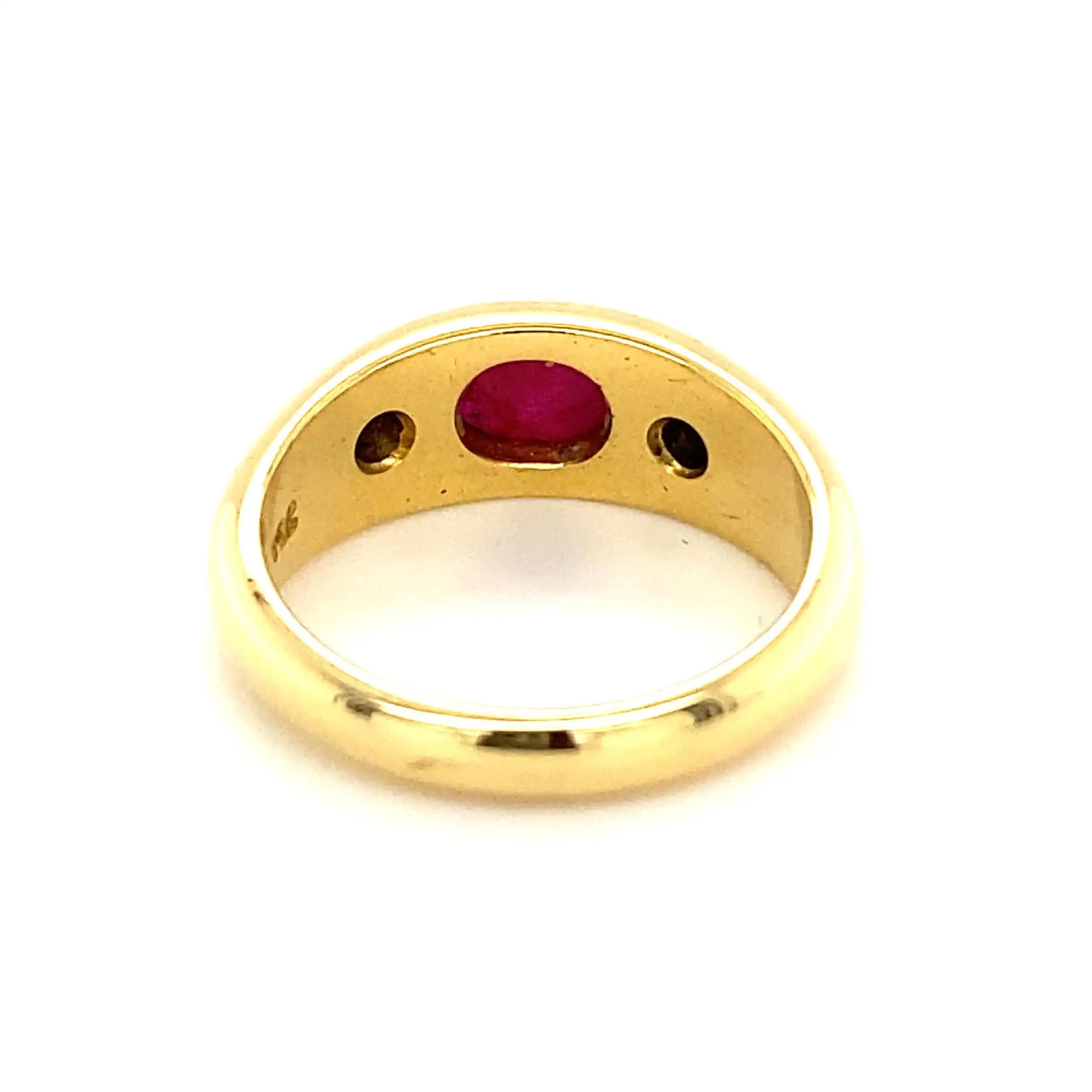 Ring Gelbgold mit Rubin Cabochon & Brillanten