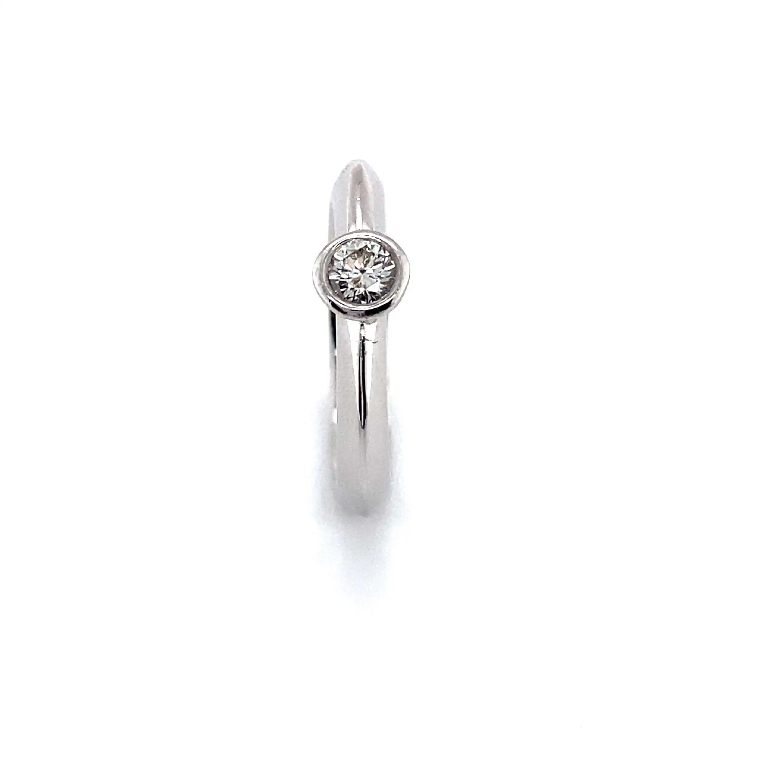 Ring mit Solitär Brillant, graviert mit 0,20ct Ring mit Solitär Brillant, graviert mit 0,20ct