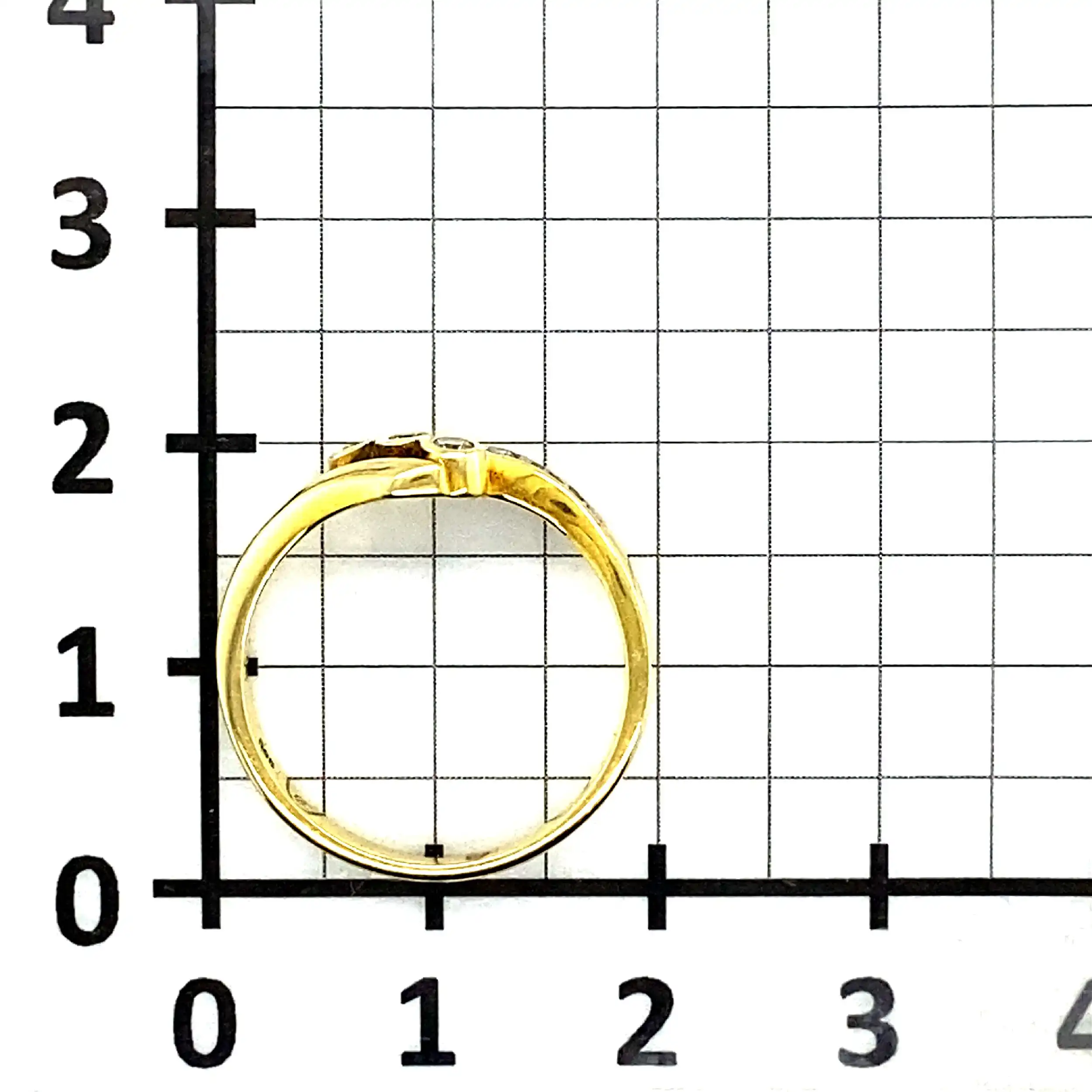 Ring Gelbgold mit Brillanten, graviert mit 0,13ct Ring Gelbgold mit Brillanten, graviert mit 0,13ct