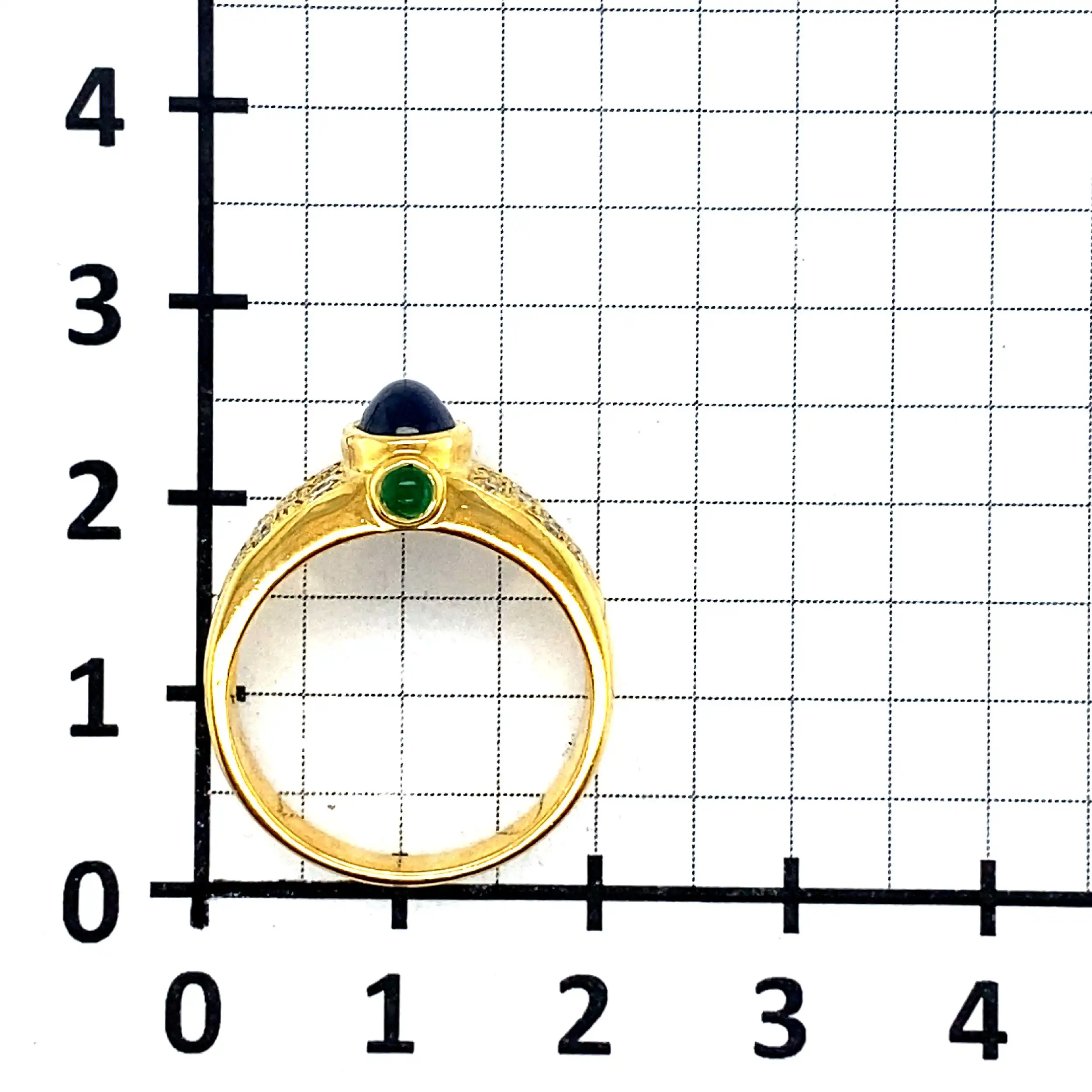 Ring Gelbgold mit Saphir, Smaragd Cabochons & Brillanten